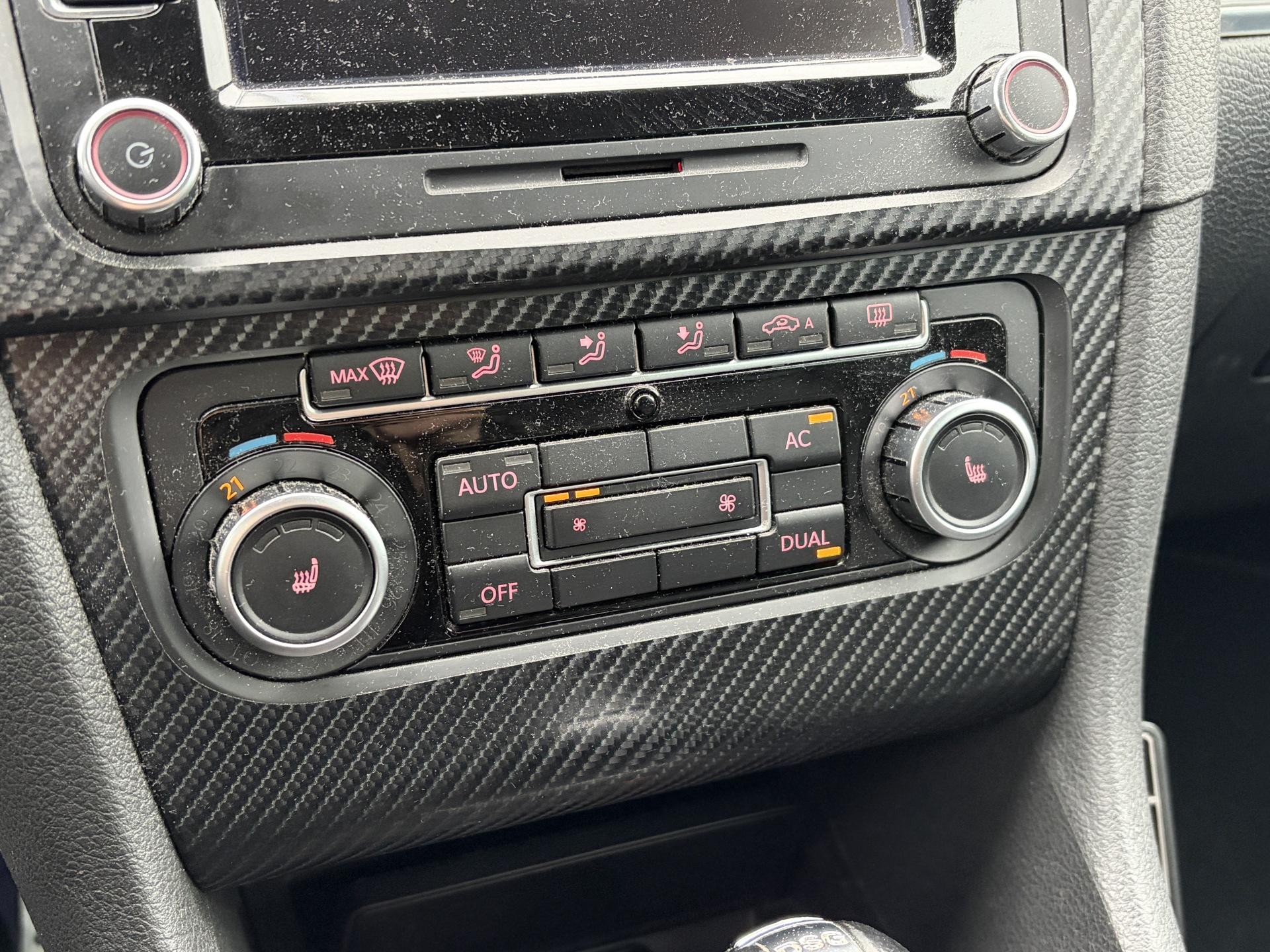 VOLKSWAGEN Golf 2009