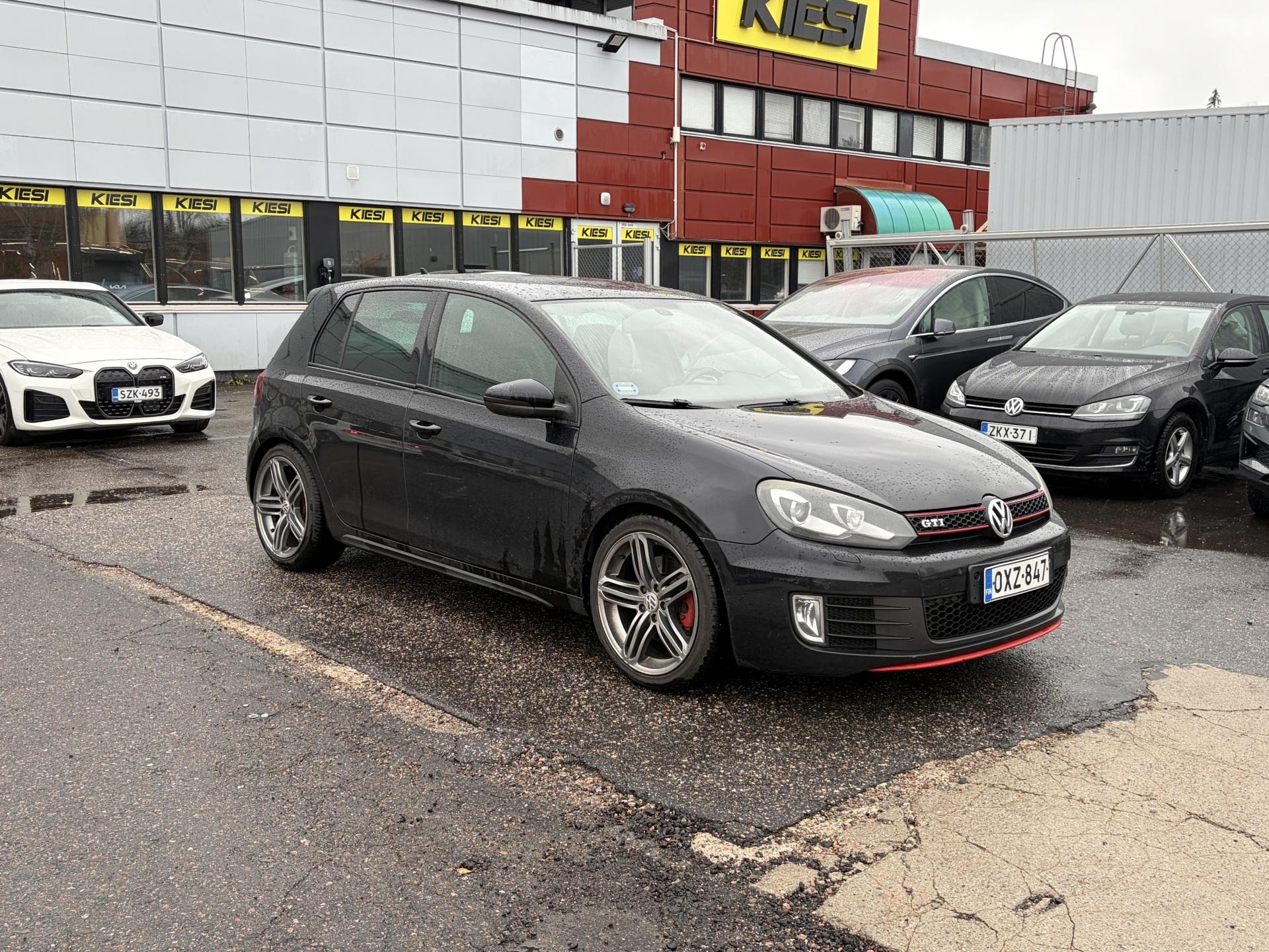 VOLKSWAGEN Golf 2009