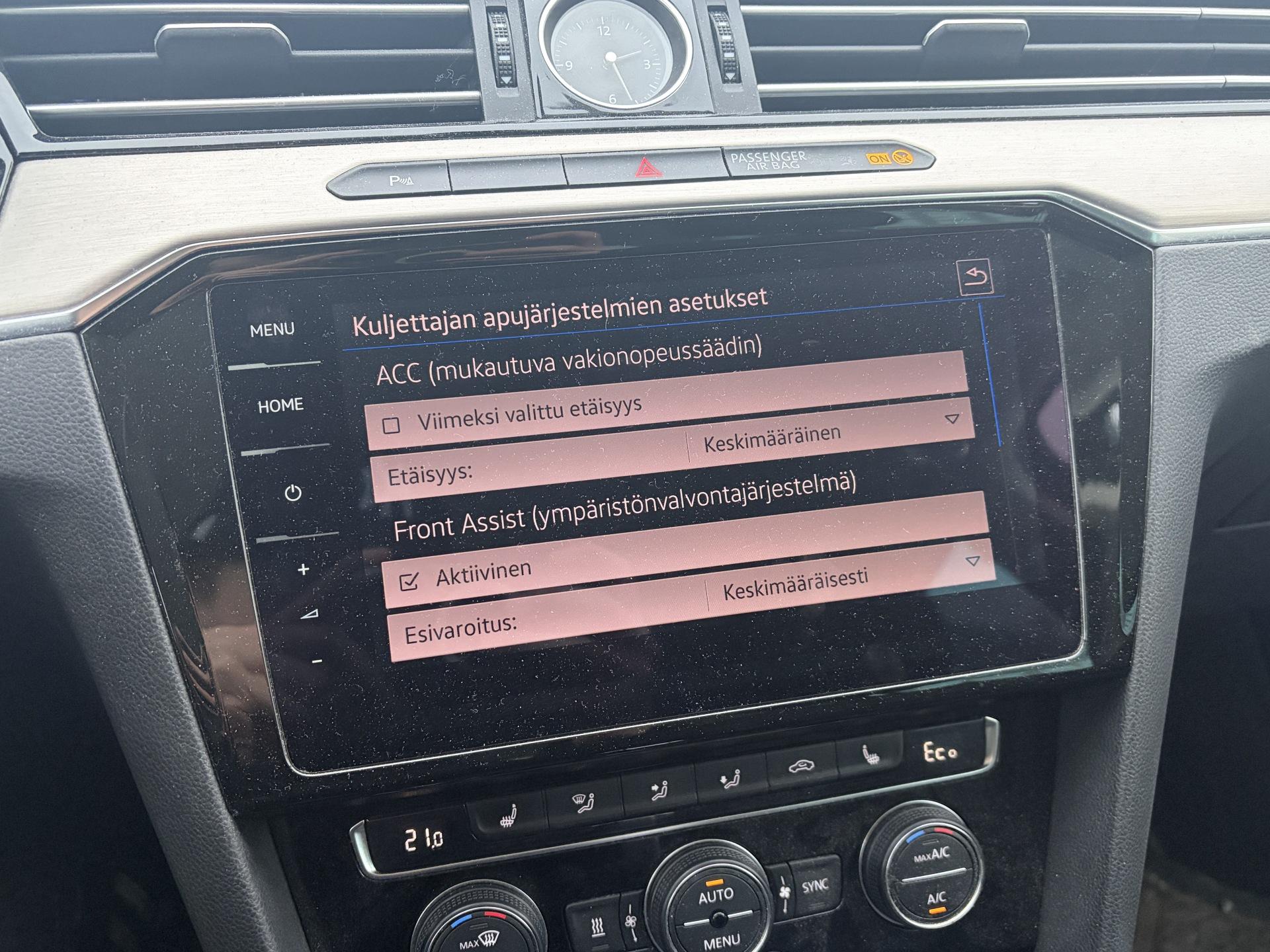 VOLKSWAGEN Passat 2018