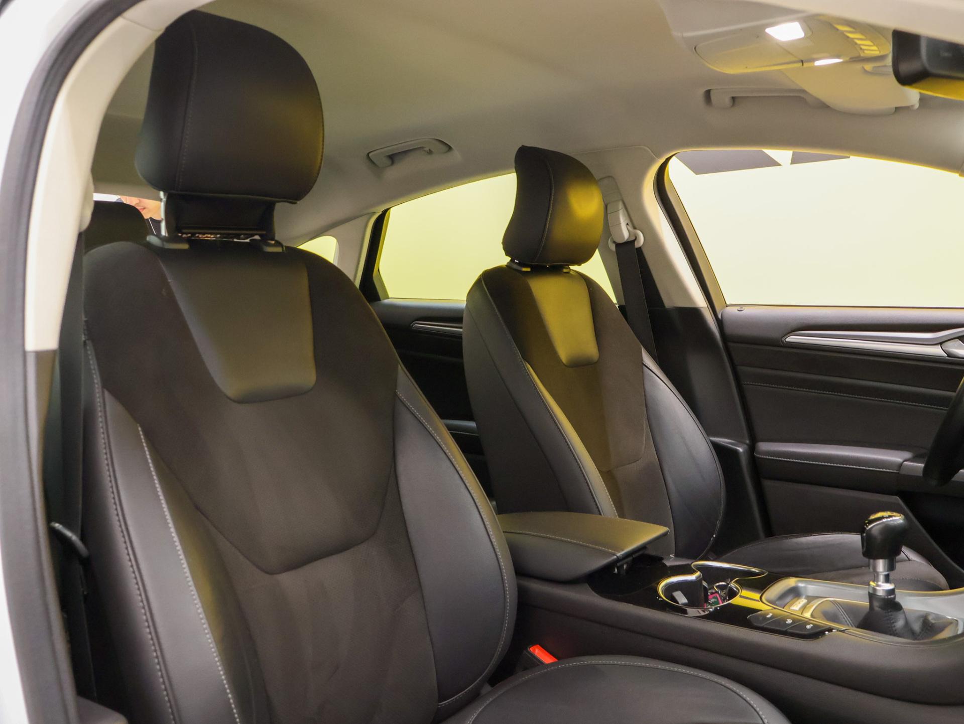 FORD Mondeo 2016
