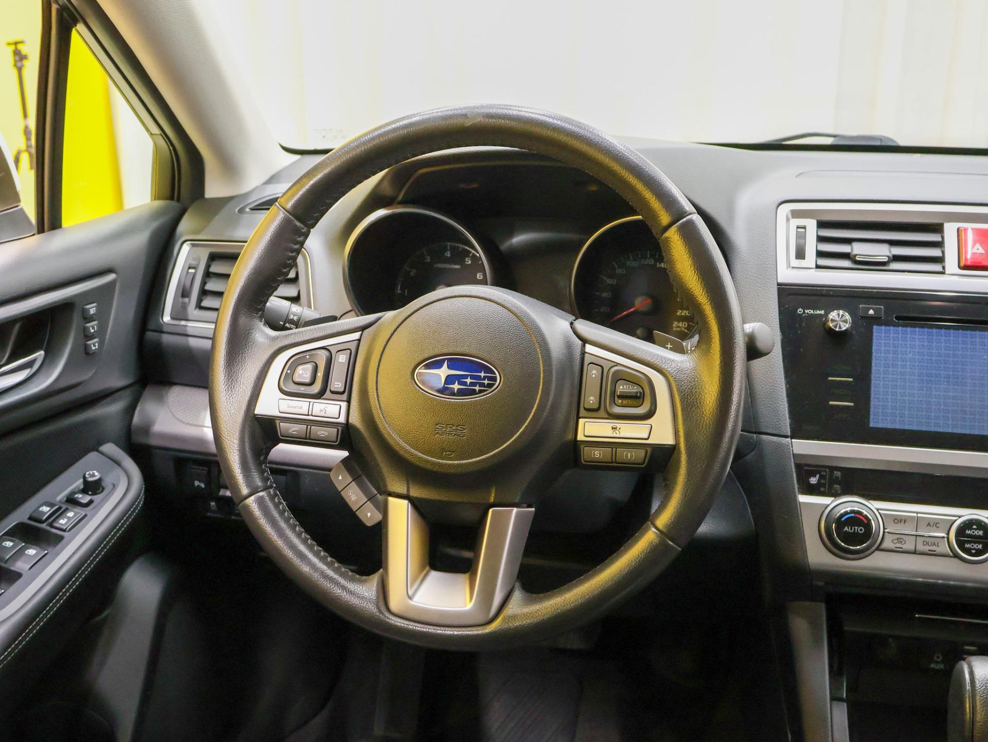 SUBARU Legacy 2017