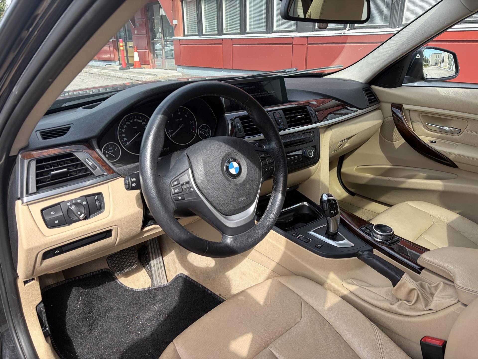 BMW 320 2014