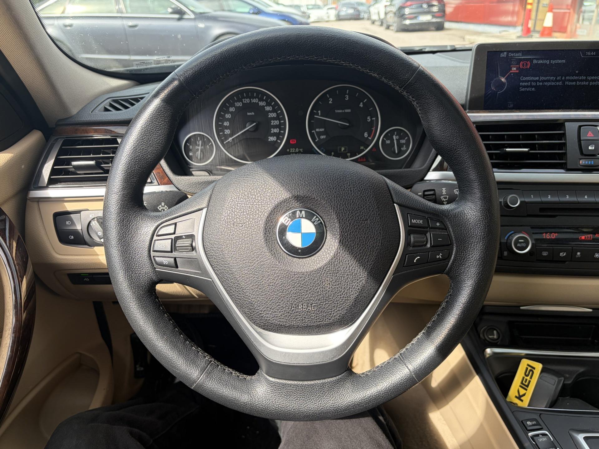 BMW 320 2014
