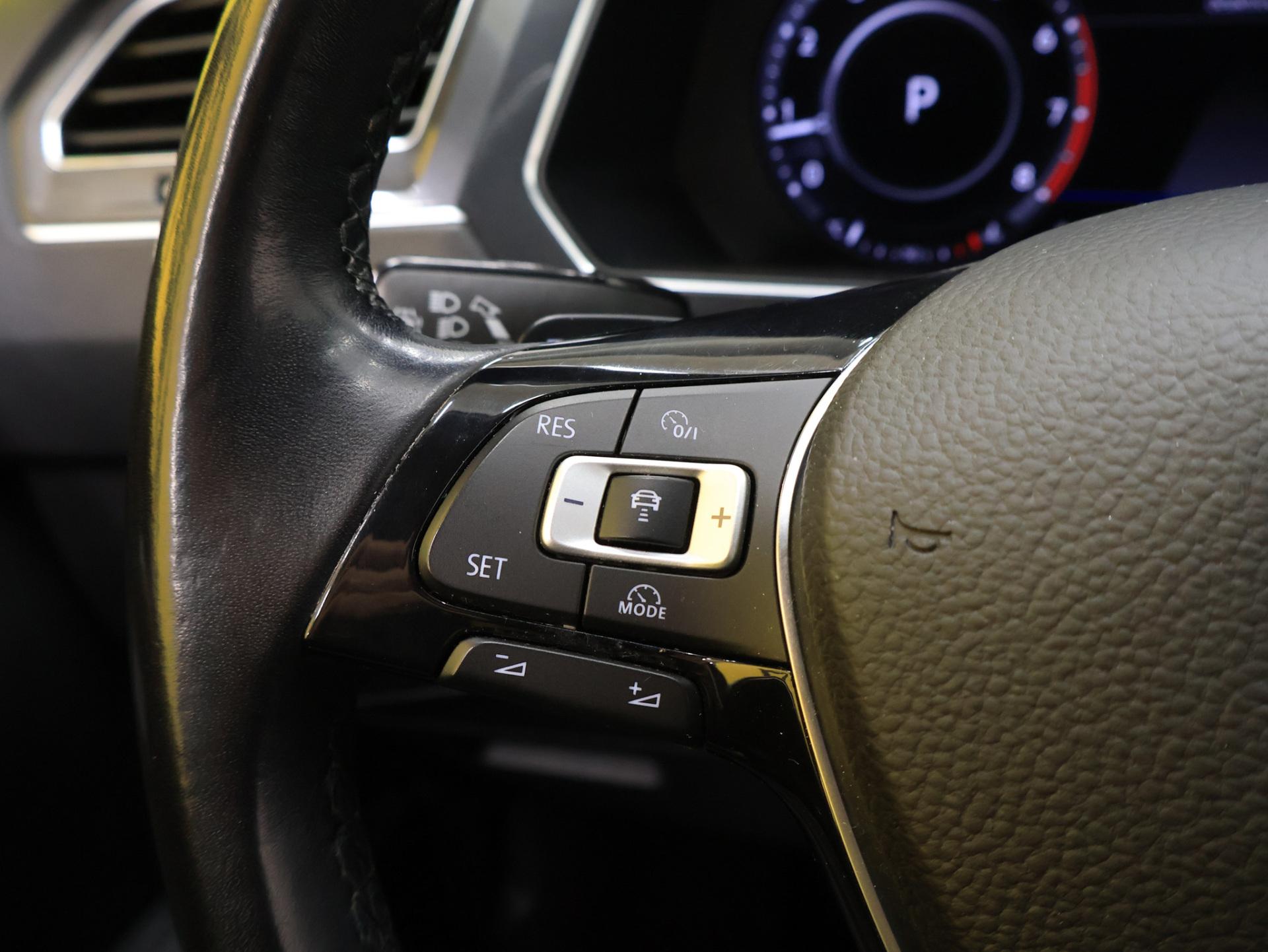 VOLKSWAGEN Tiguan 2018