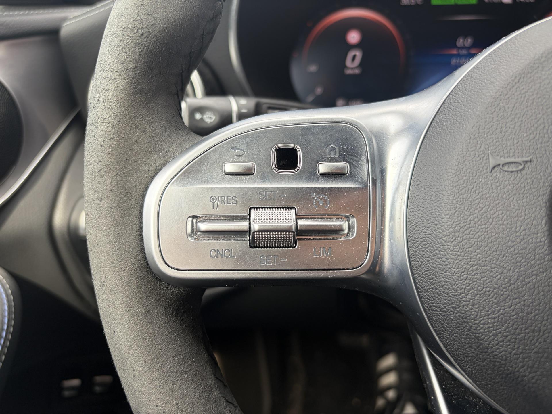 MERCEDES-BENZ C 2021