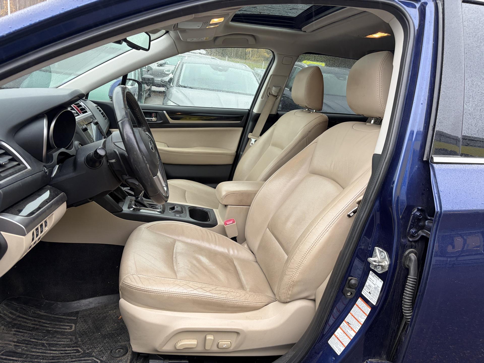 SUBARU Outback 2017