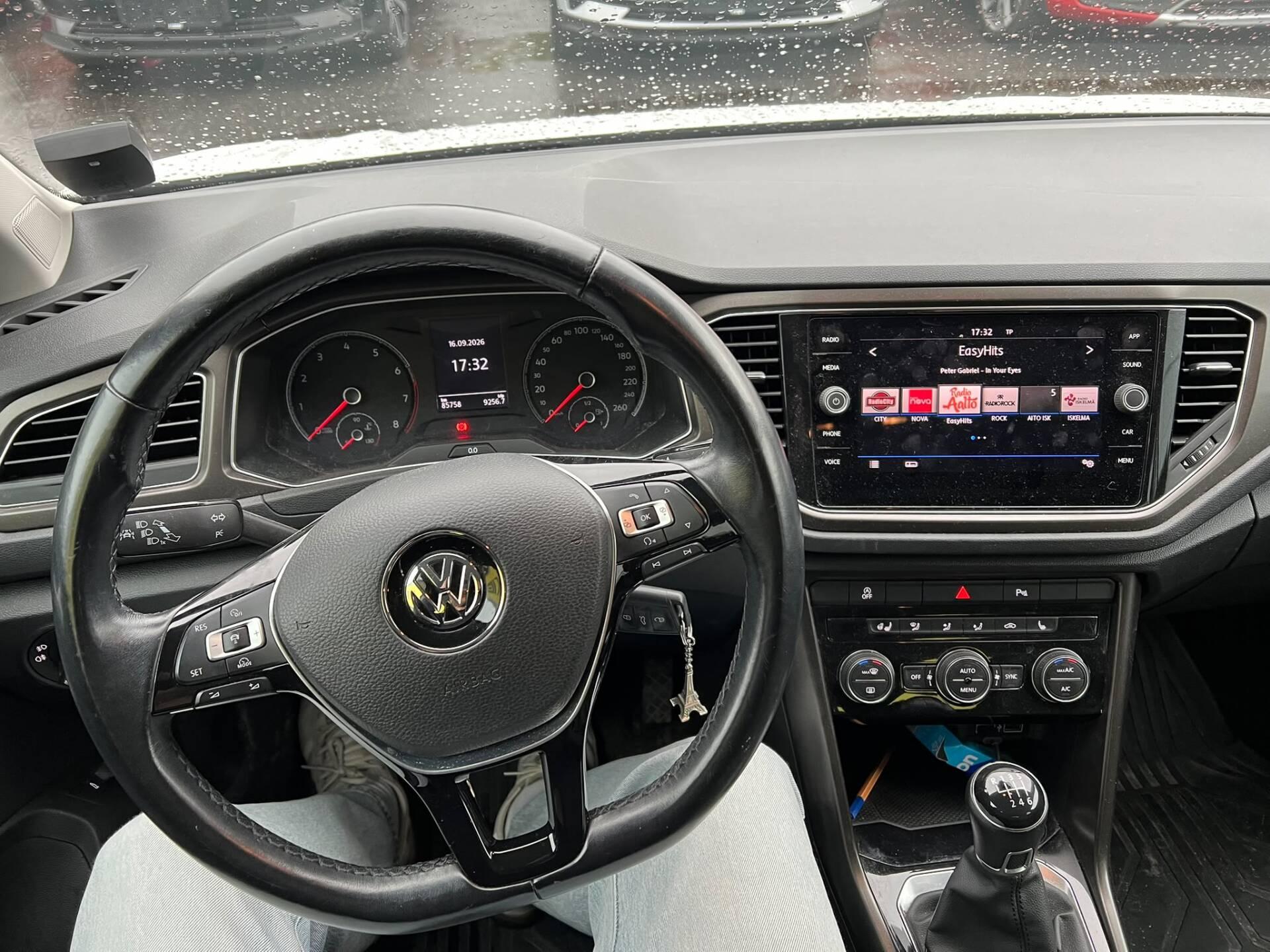 VOLKSWAGEN T-Roc 2018