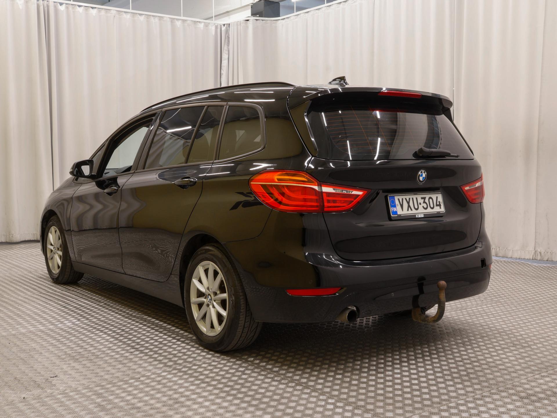 BMW 218 2015