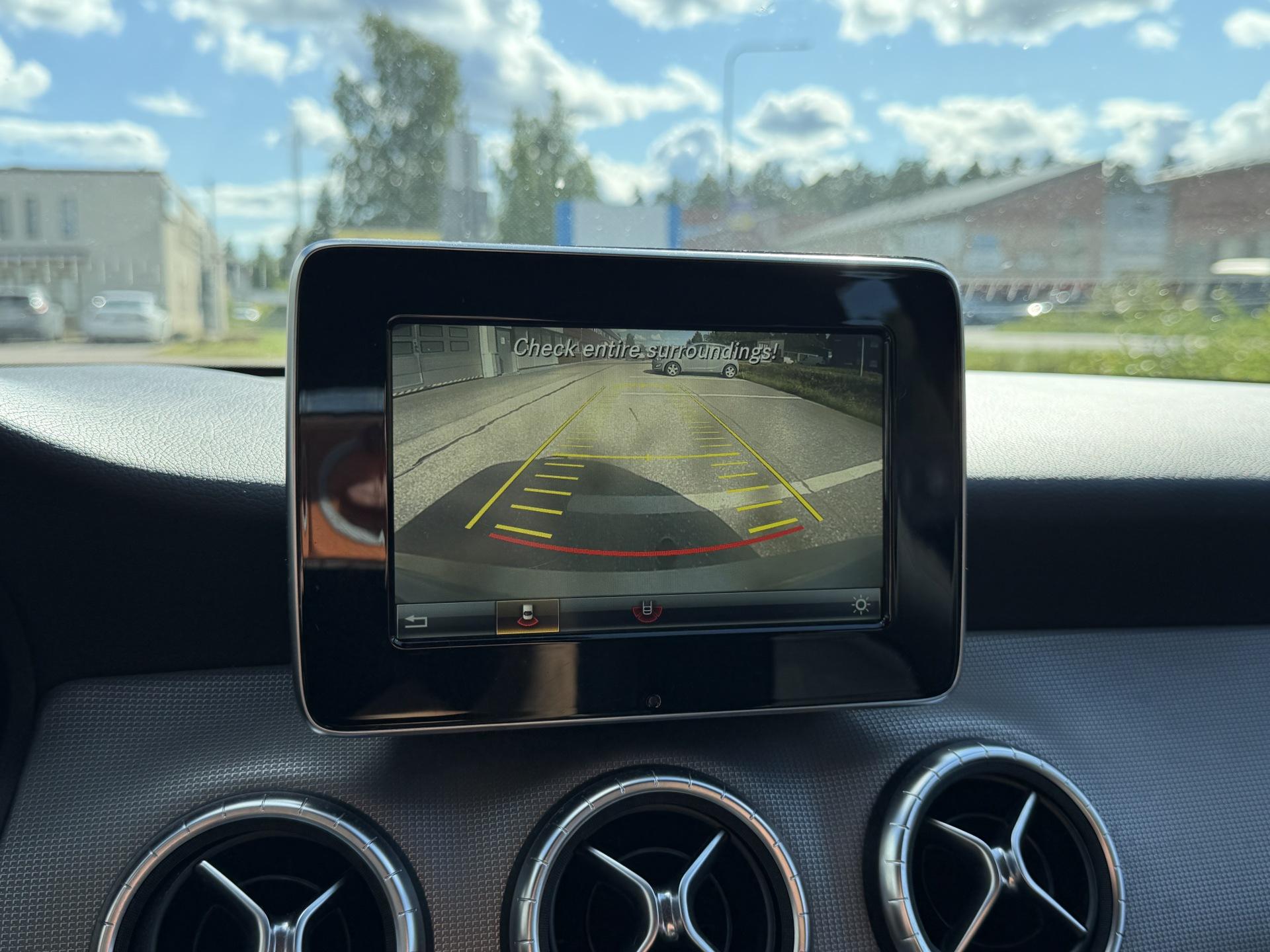 MERCEDES-BENZ CLA 2017