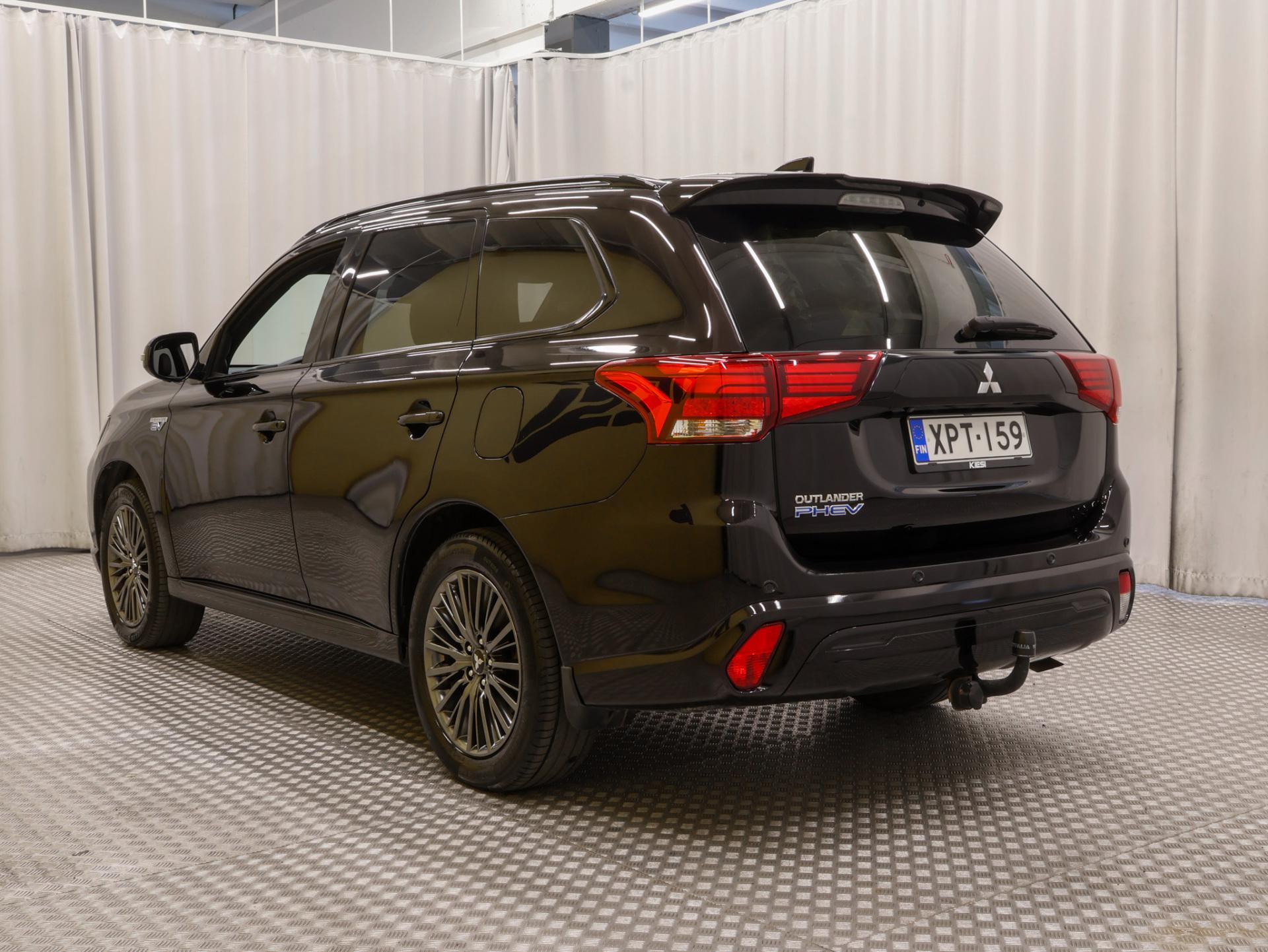 MITSUBISHI Outlander PHEV 2020