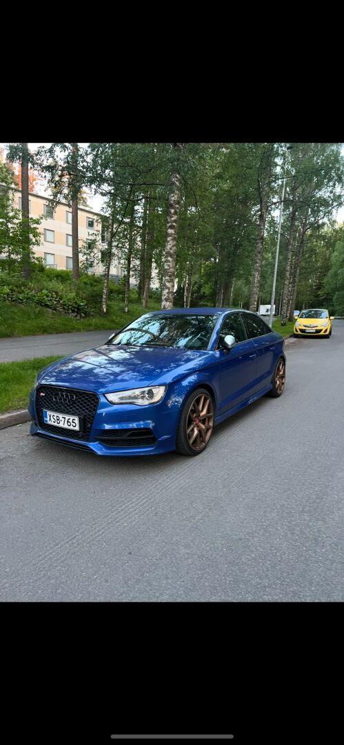 AUDI S3 2015
