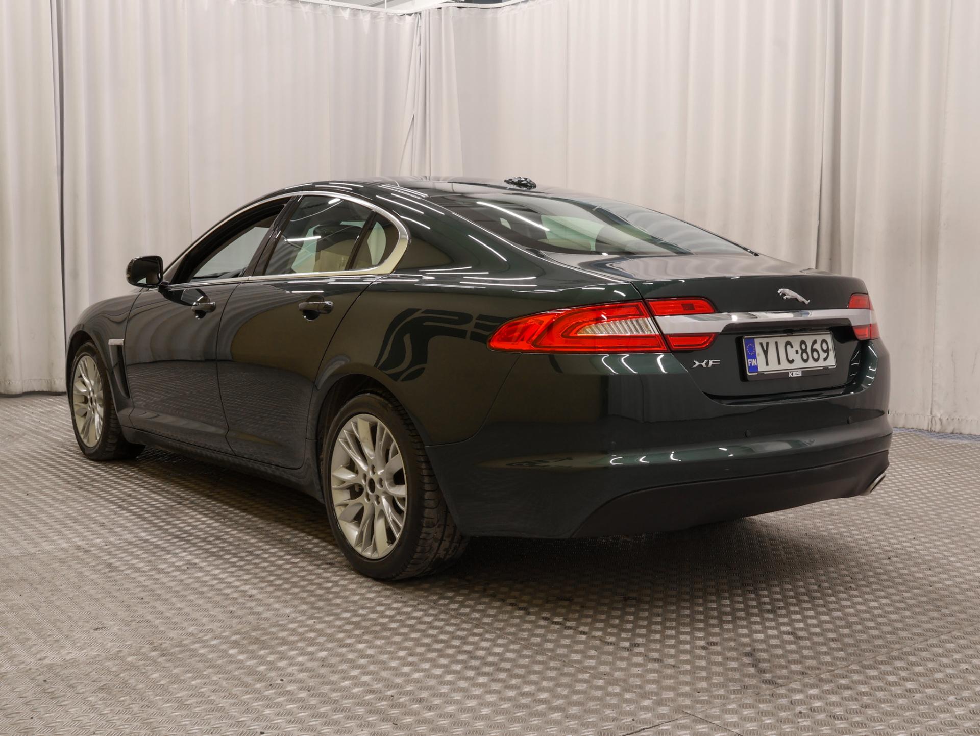 JAGUAR XF 2012