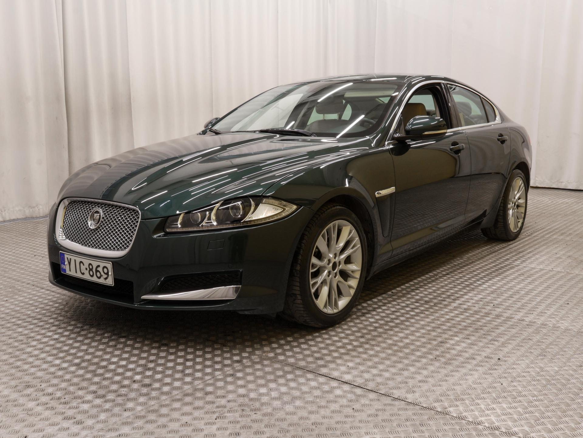 JAGUAR XF 2012