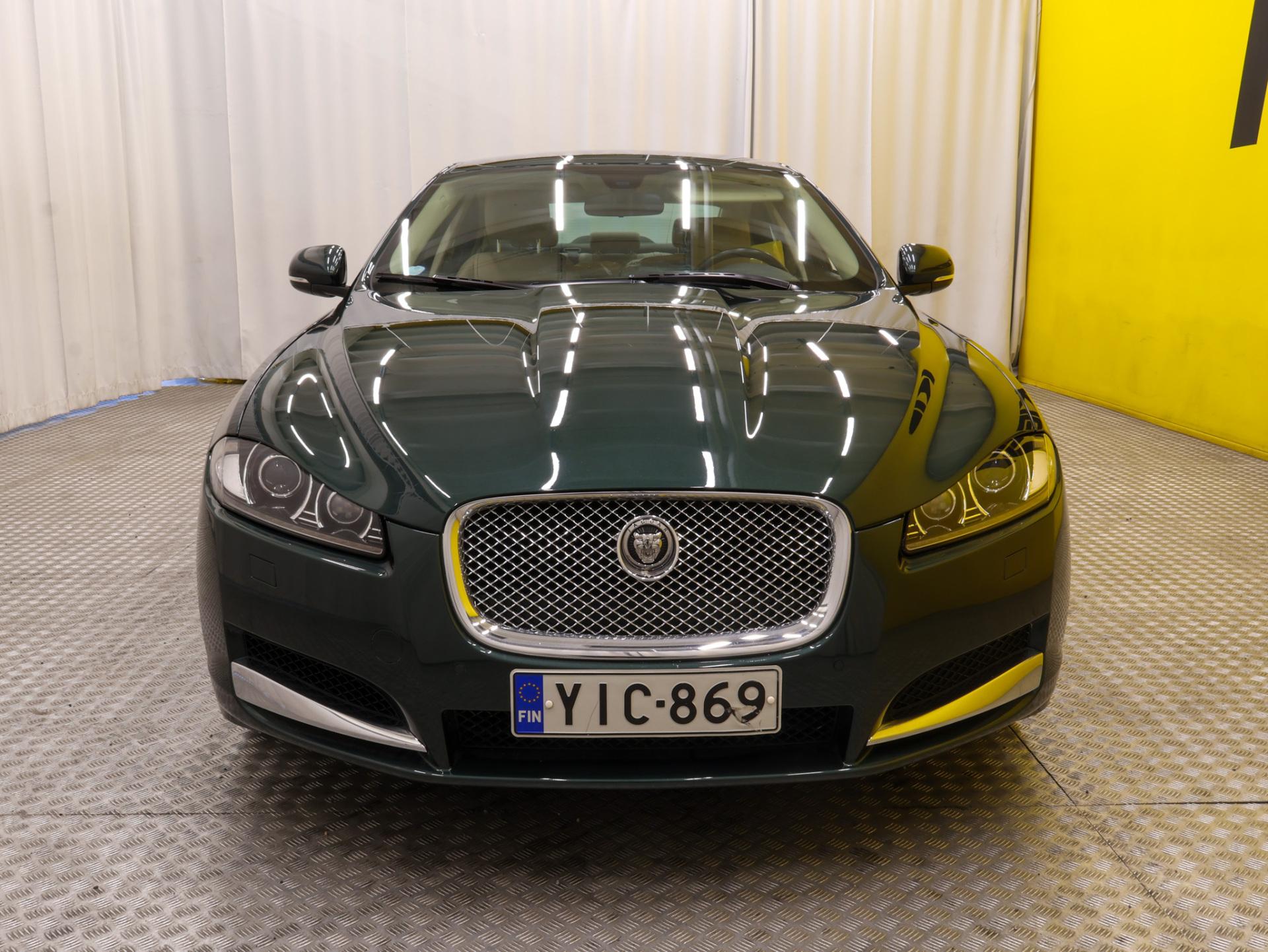 JAGUAR XF 2012
