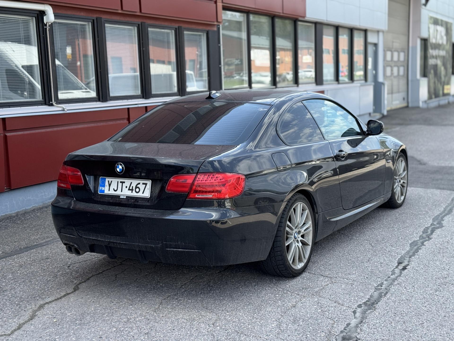 BMW 320 2012