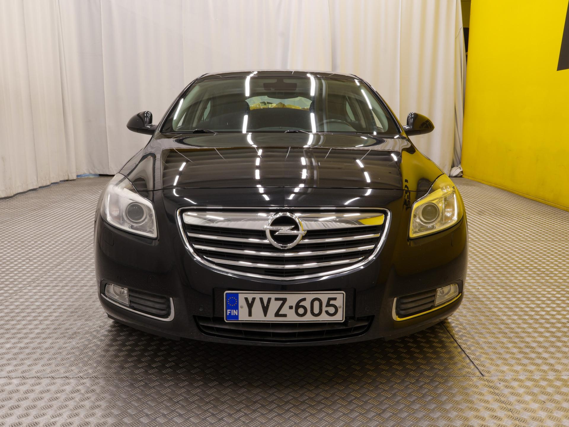 OPEL Insignia 2013