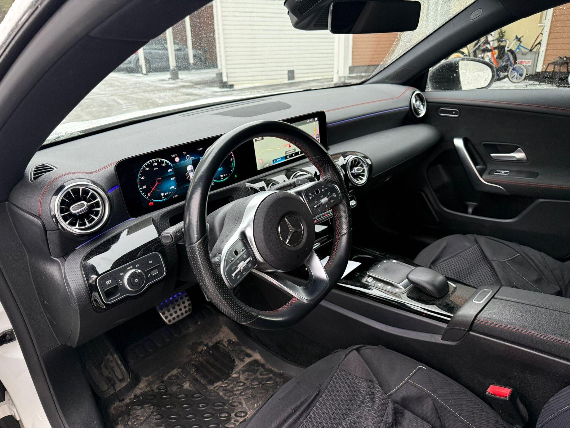 MERCEDES-BENZ CLA 2020