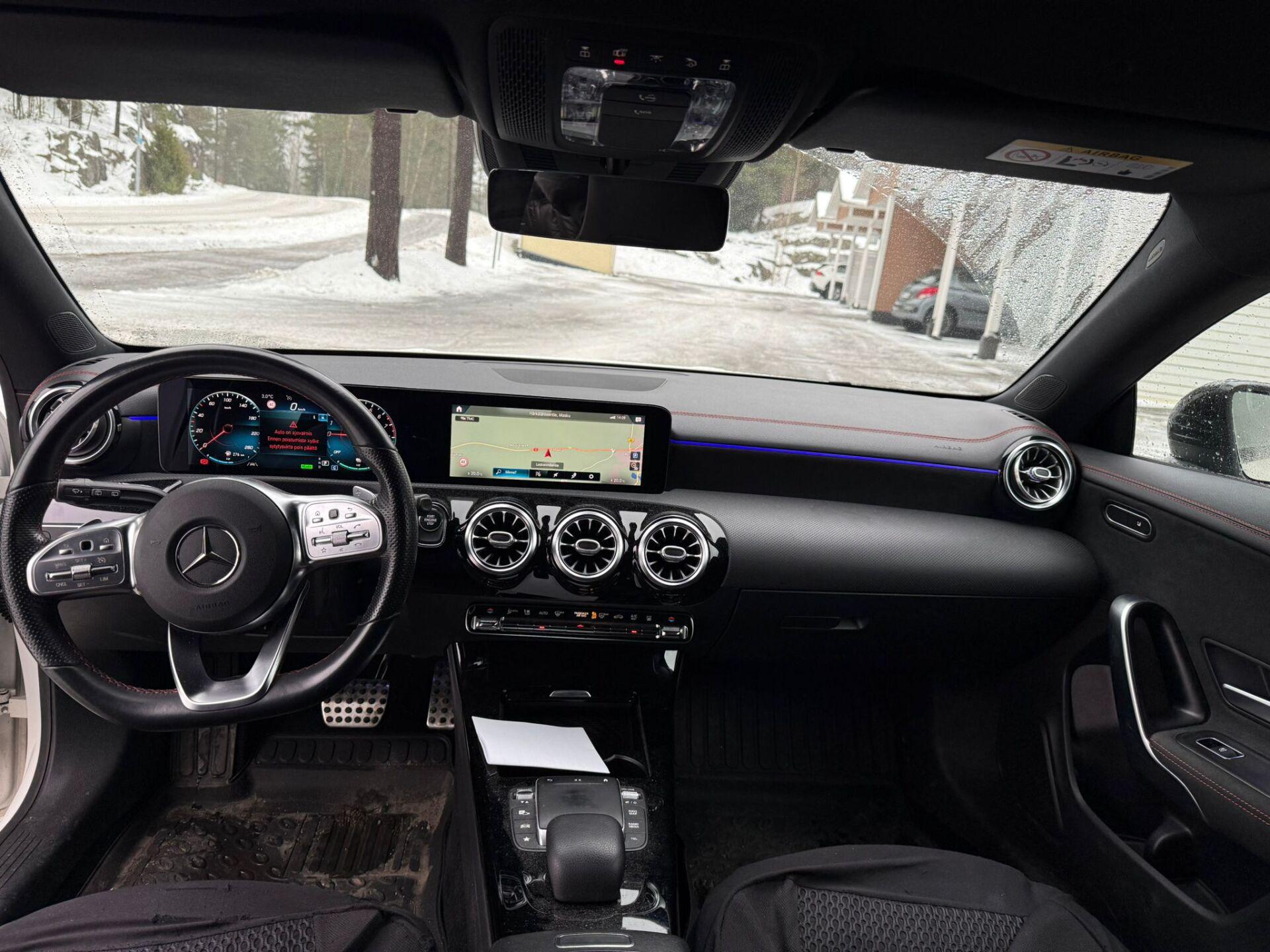 MERCEDES-BENZ CLA 2020