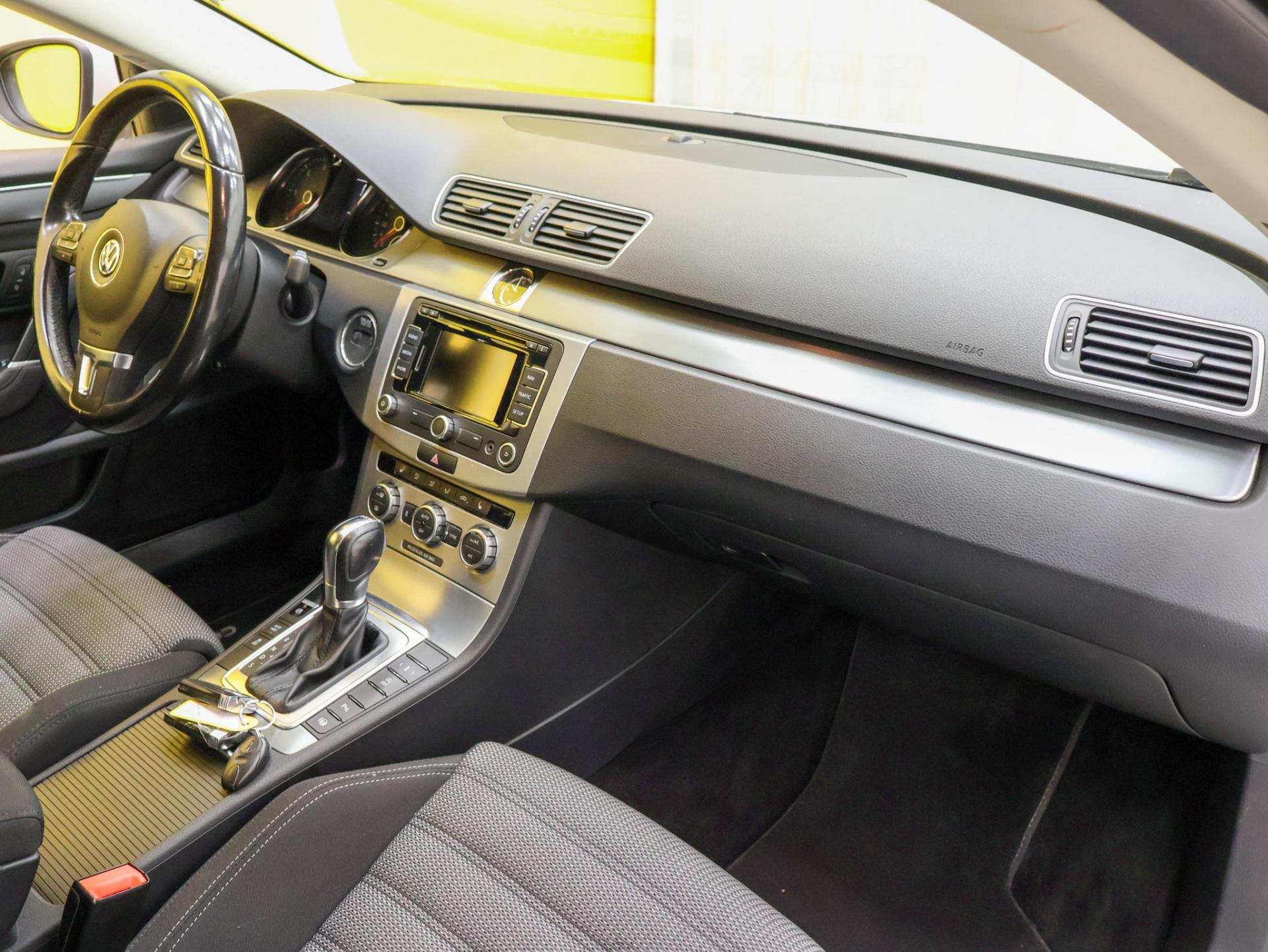 VOLKSWAGEN CC 2014