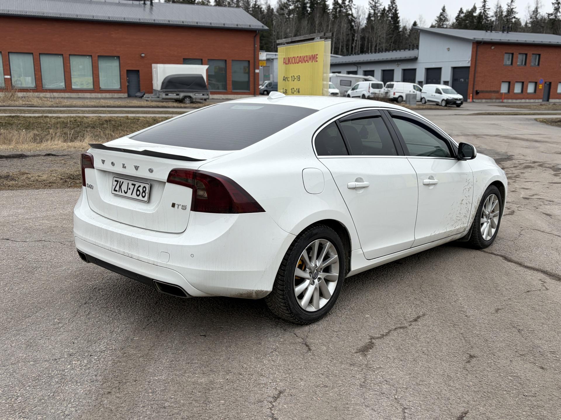 VOLVO S60 2014