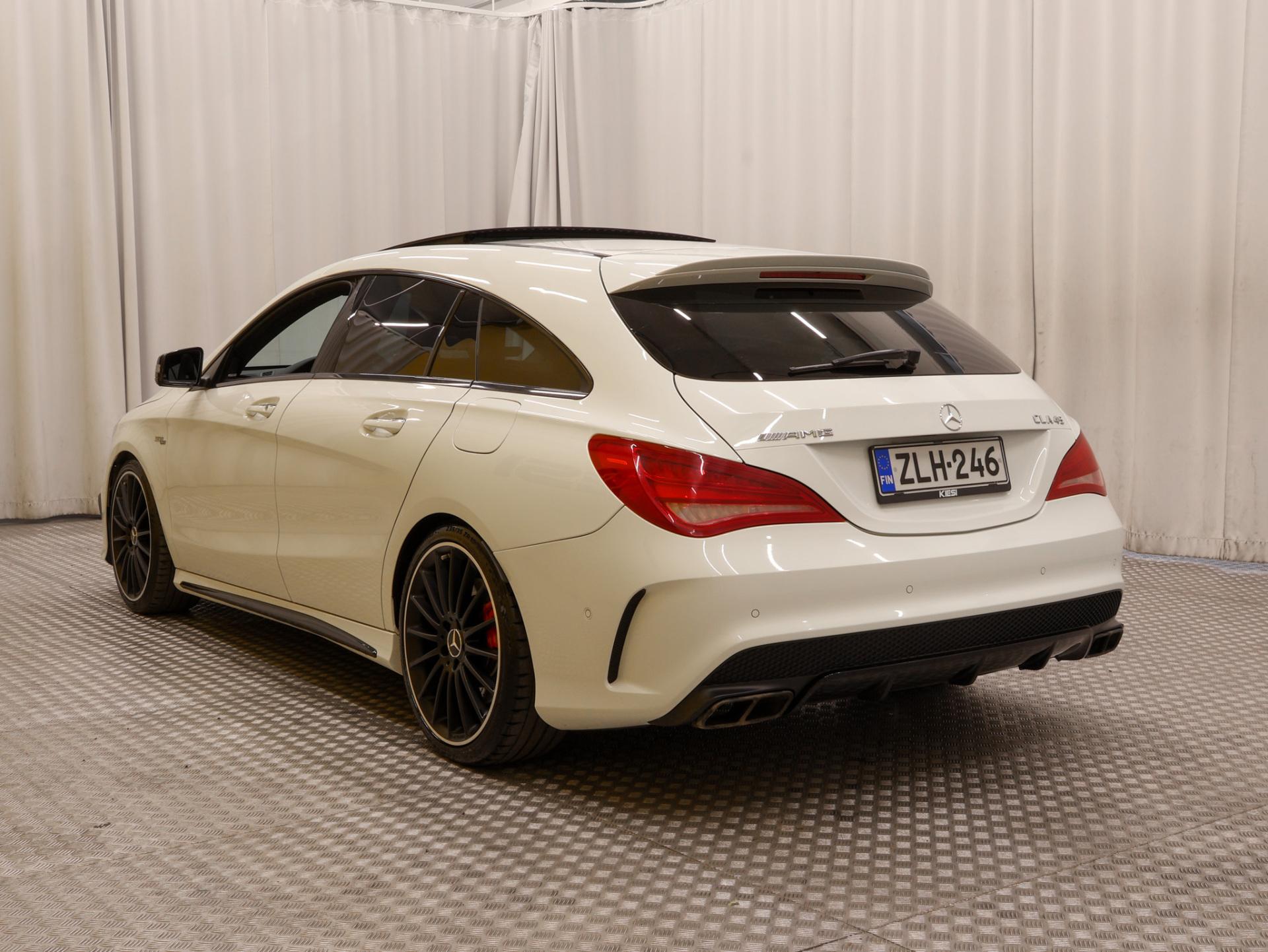MERCEDES-BENZ CLA 45 AMG 2016