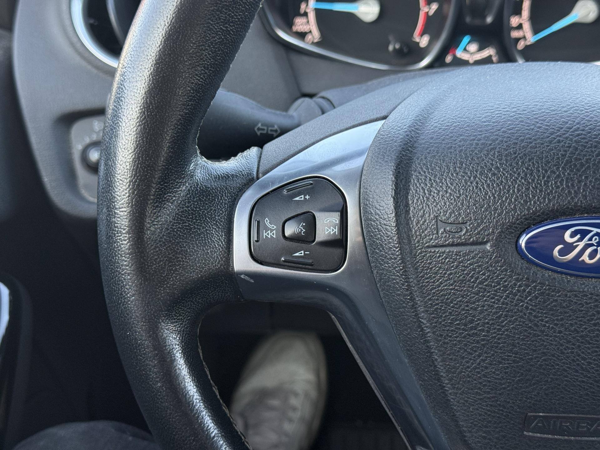FORD Fiesta 2017