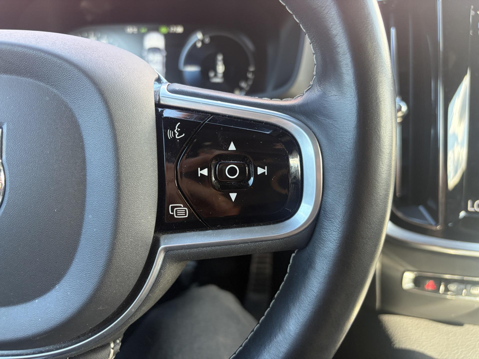 VOLVO V60 2019