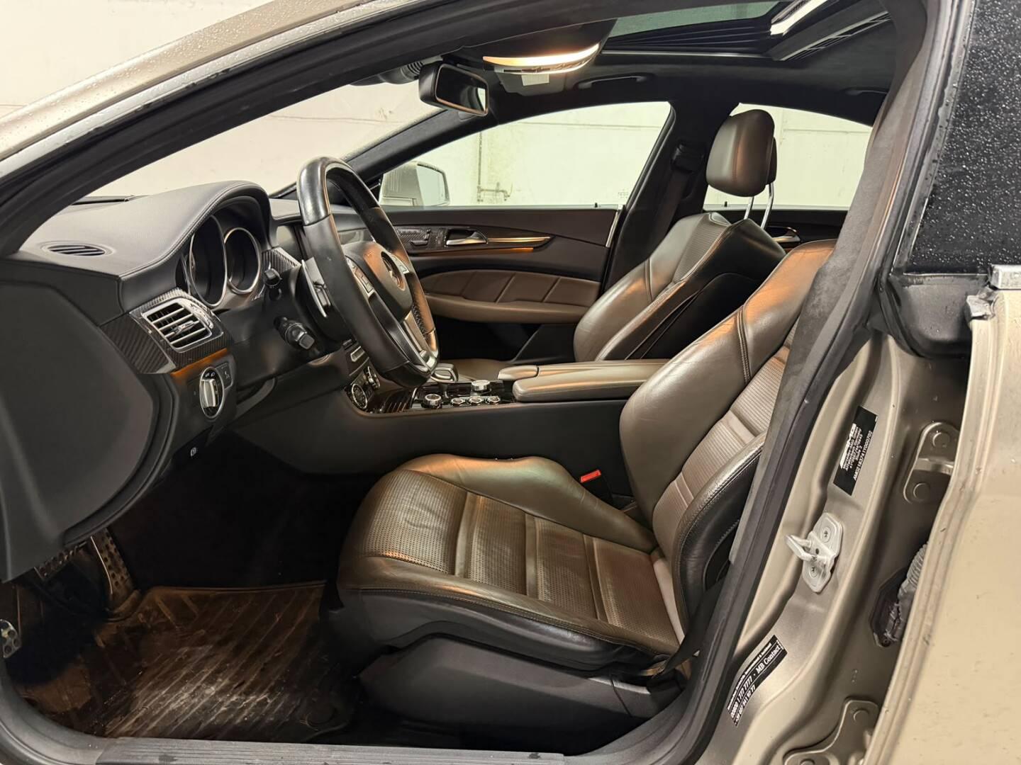 MERCEDES-BENZ CLS 63 AMG 2012
