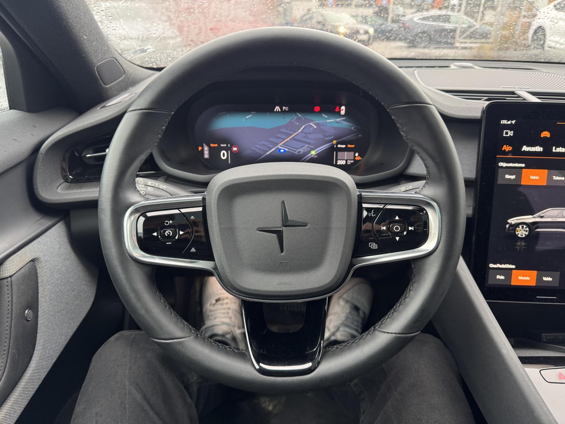 POLESTAR 2 2022