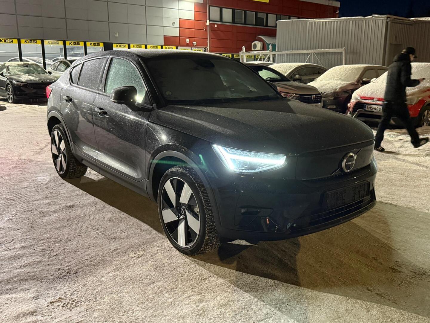VOLVO C40 2022