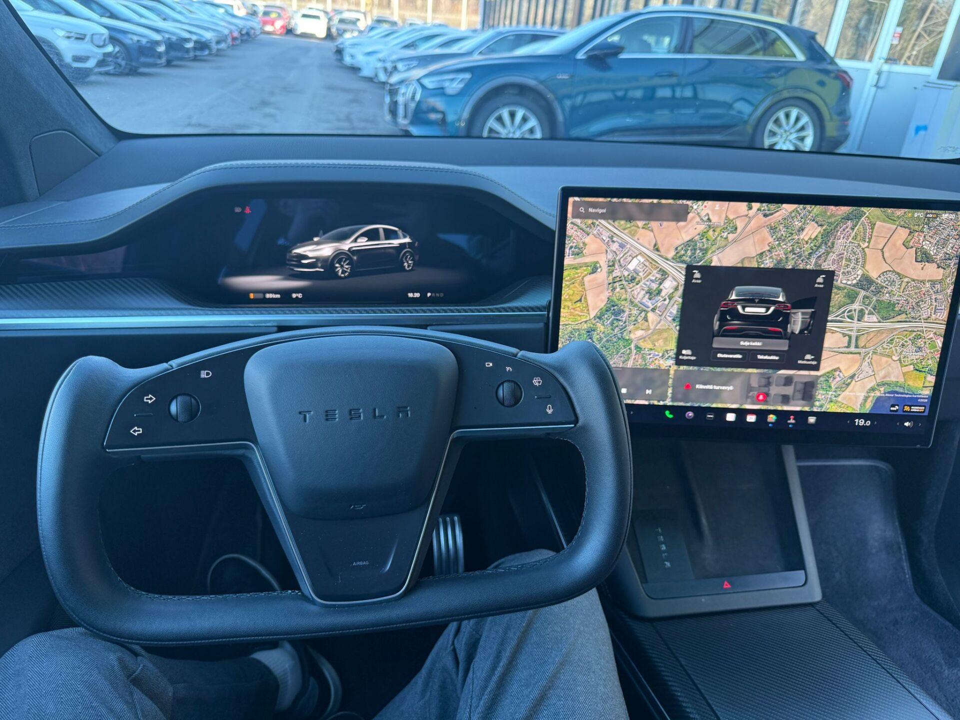 TESLA Model X 2023