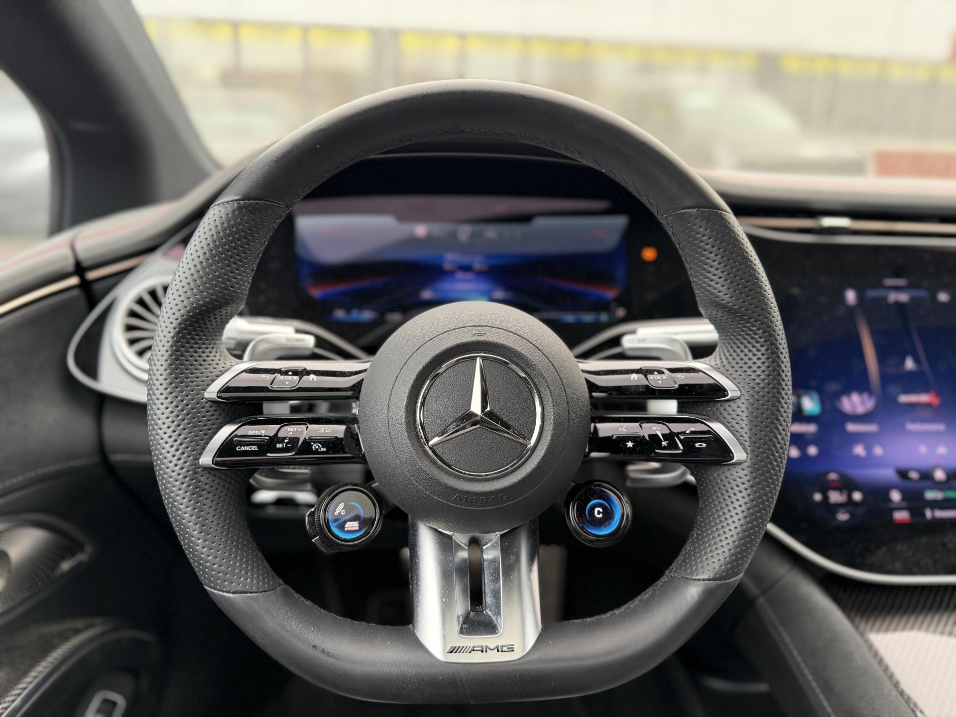 MERCEDES-BENZ EQS 2022