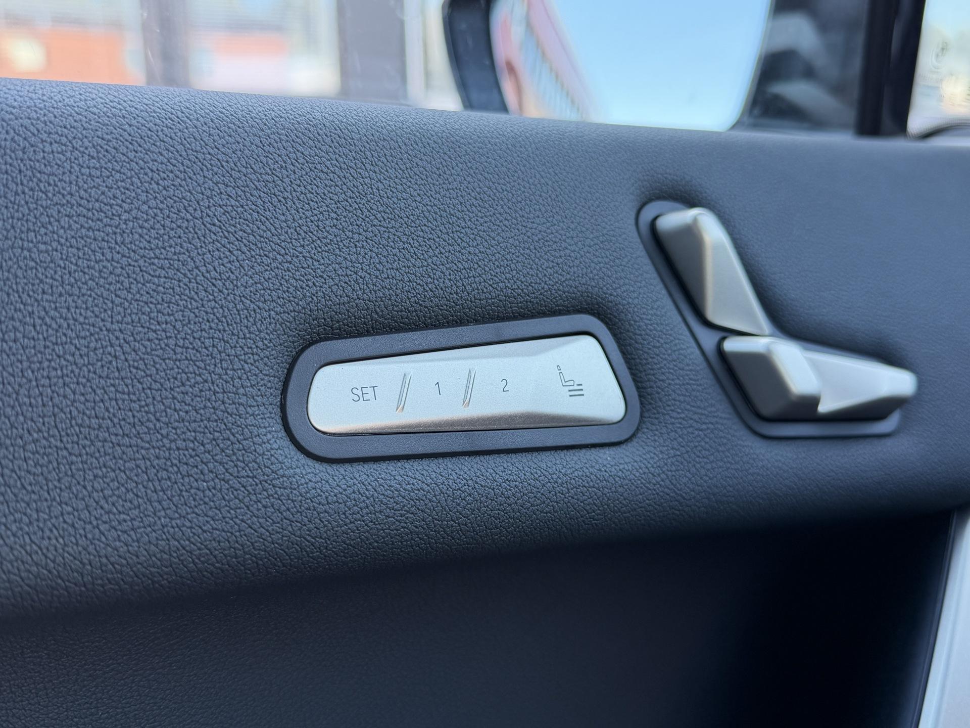 BMW iX 2023