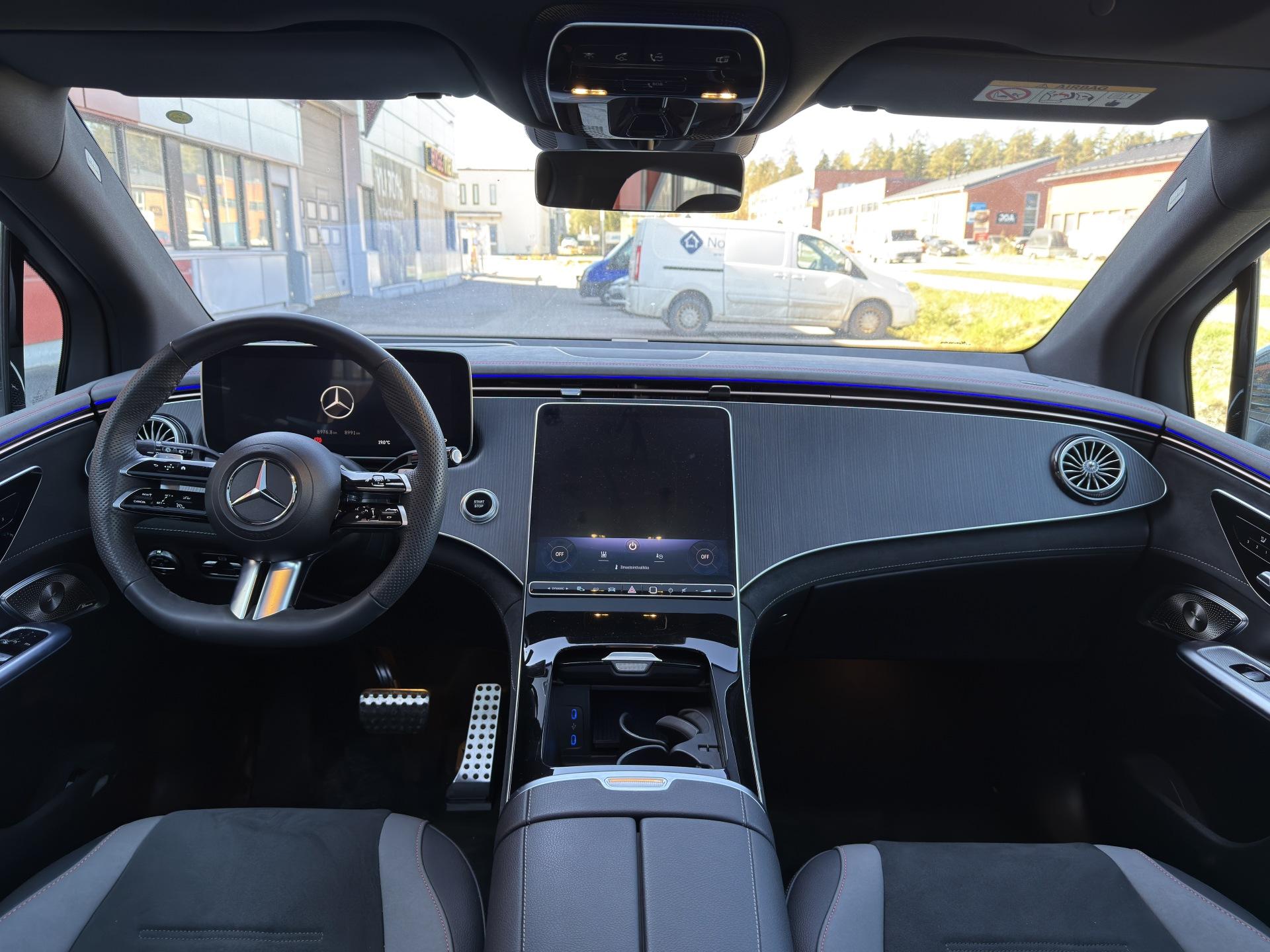 MERCEDES-BENZ EQE SUV 2023