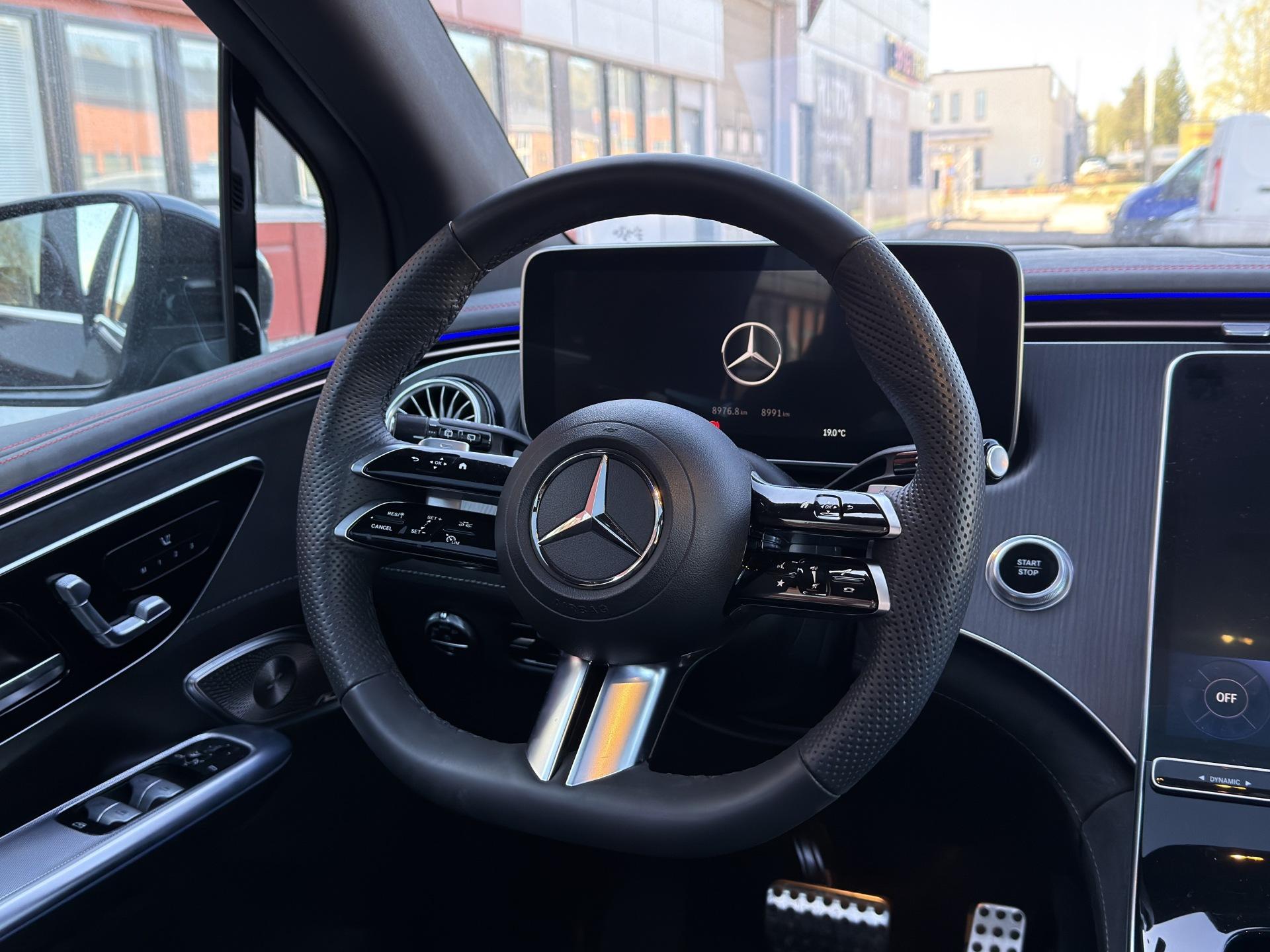 MERCEDES-BENZ EQE SUV 2023