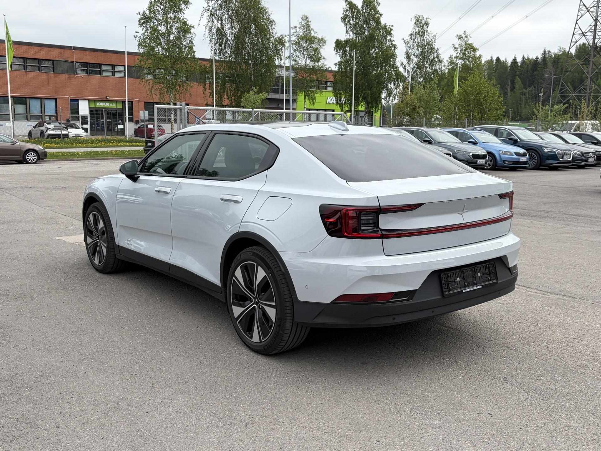 POLESTAR 2 2024