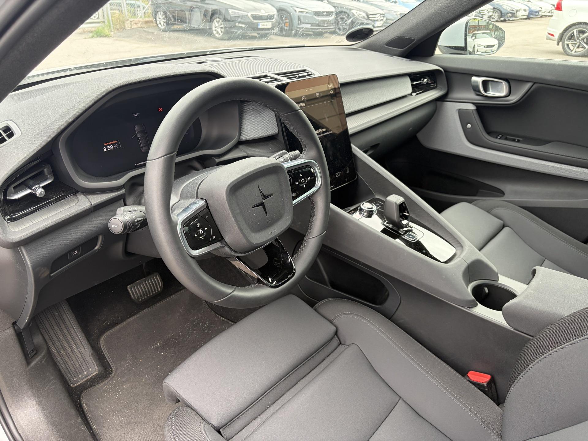 POLESTAR 2 2024