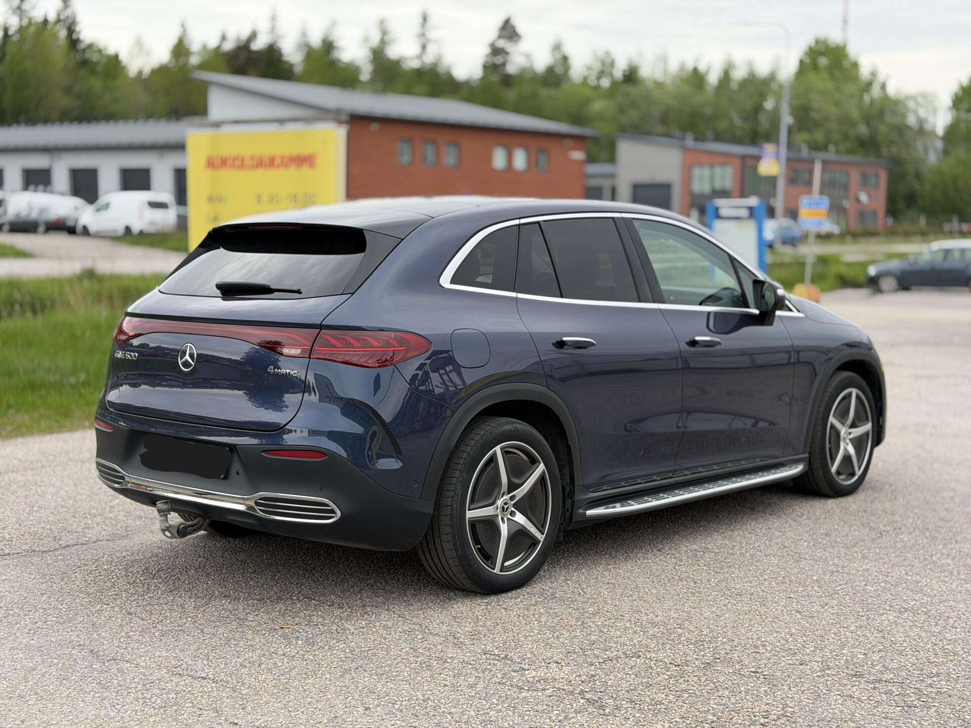 MERCEDES-BENZ EQE SUV 2024