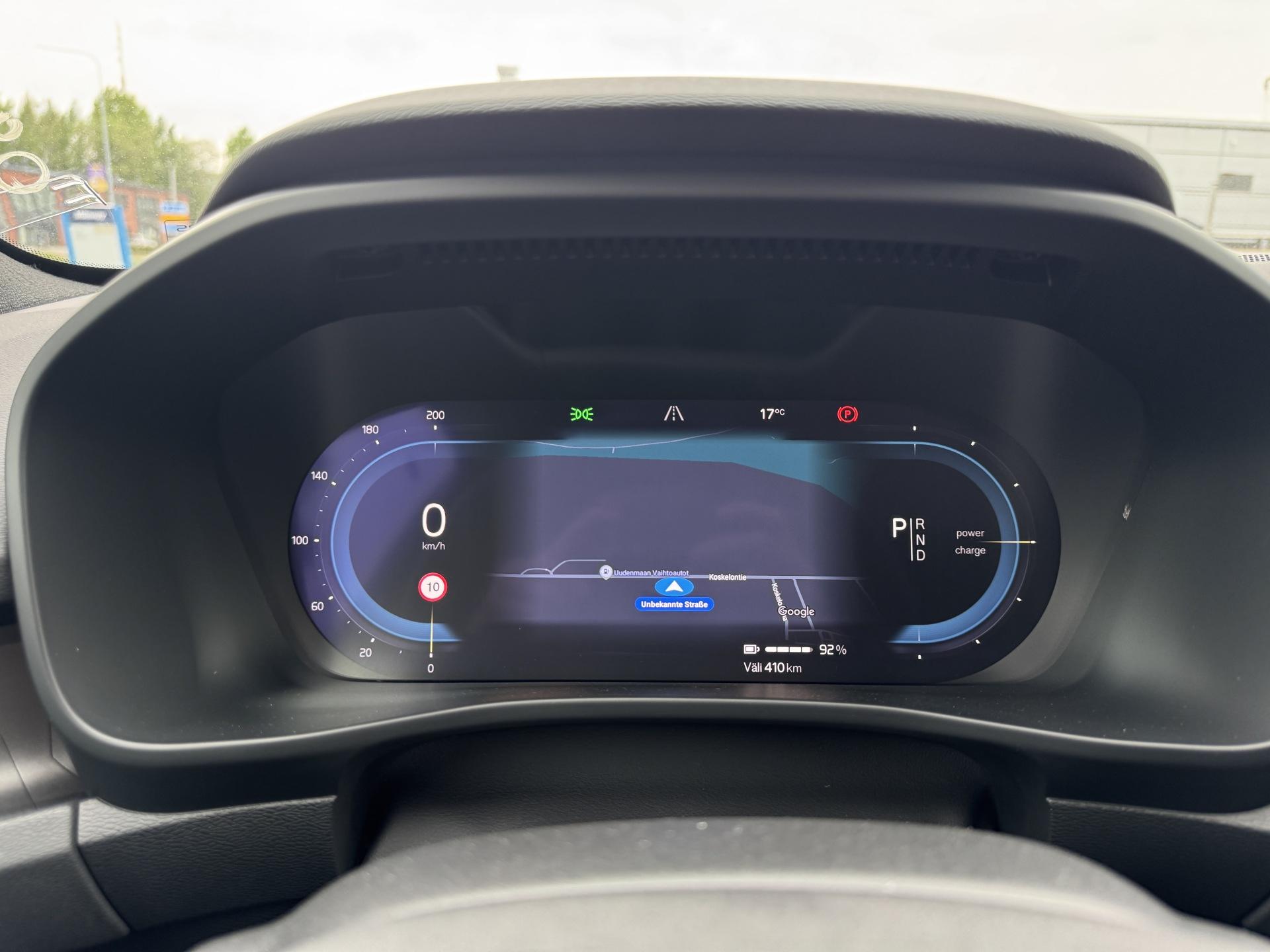 VOLVO C40 2023