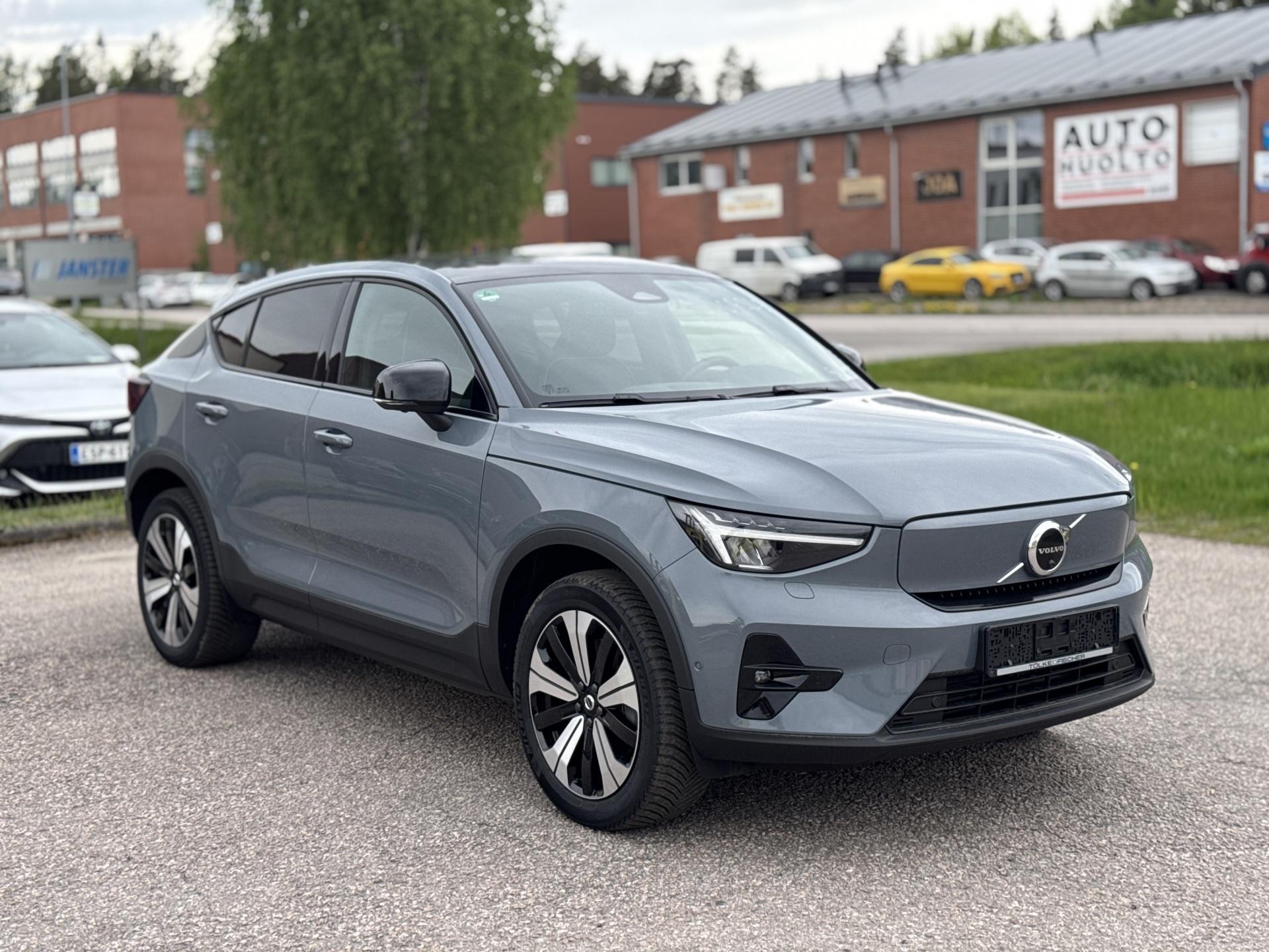 VOLVO C40 2023