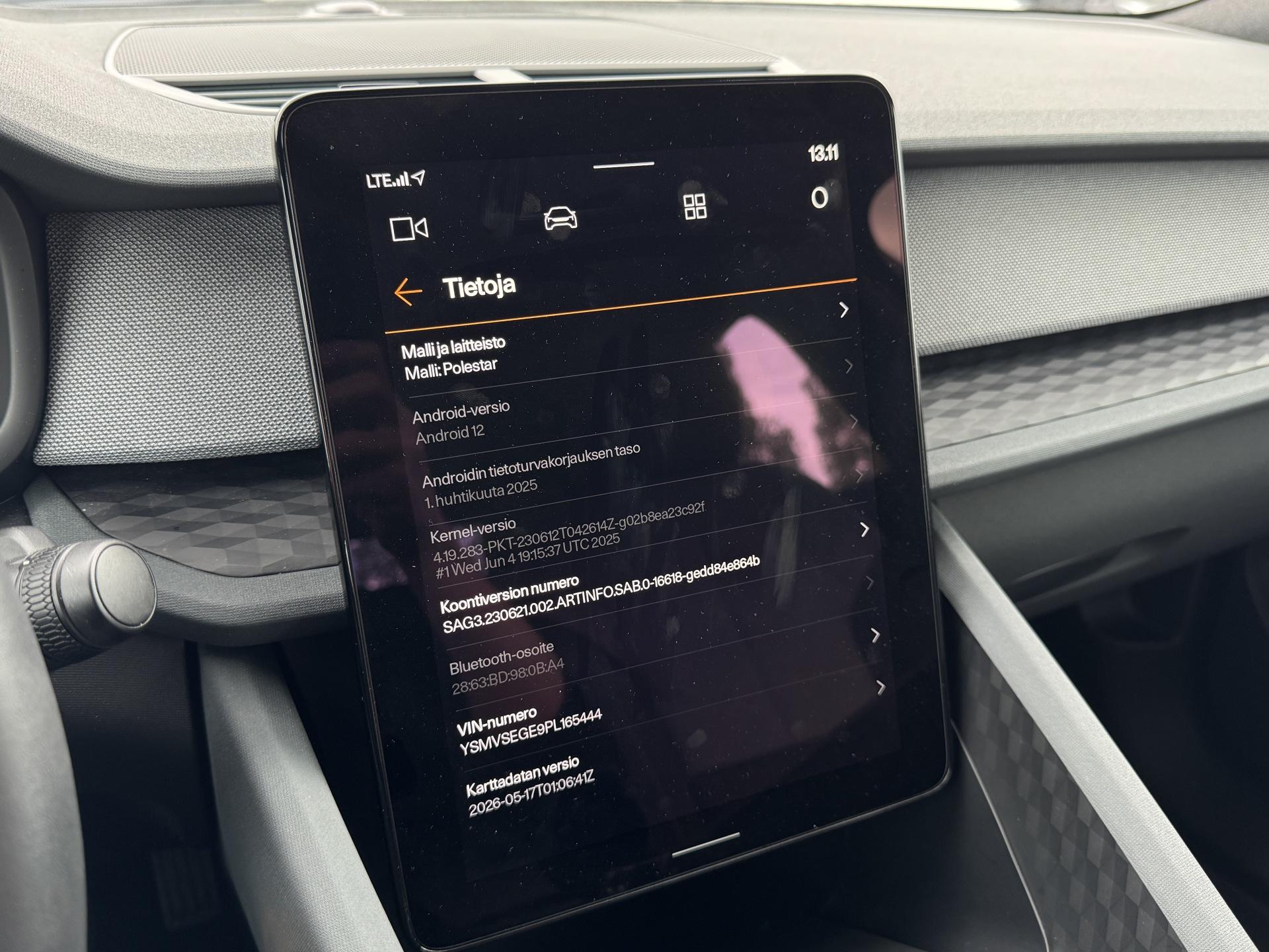 POLESTAR 2 2023