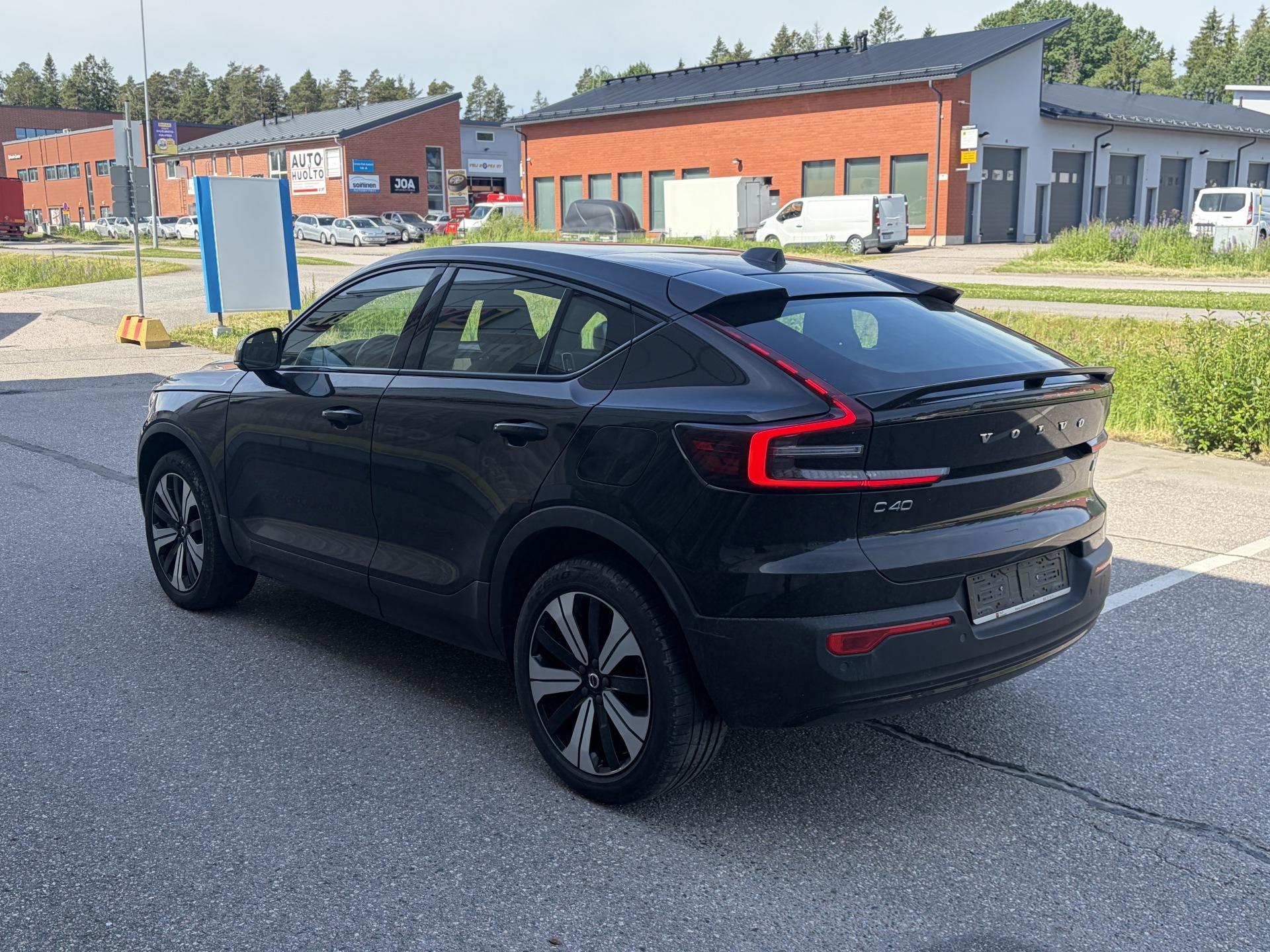 VOLVO C40 2022