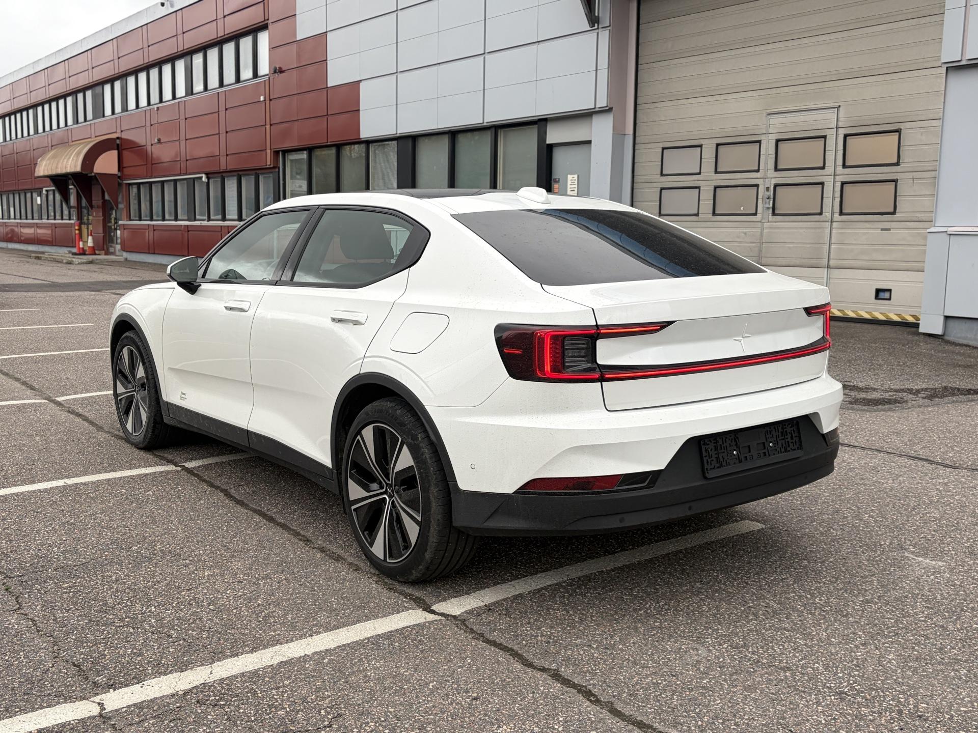 POLESTAR 2 2023