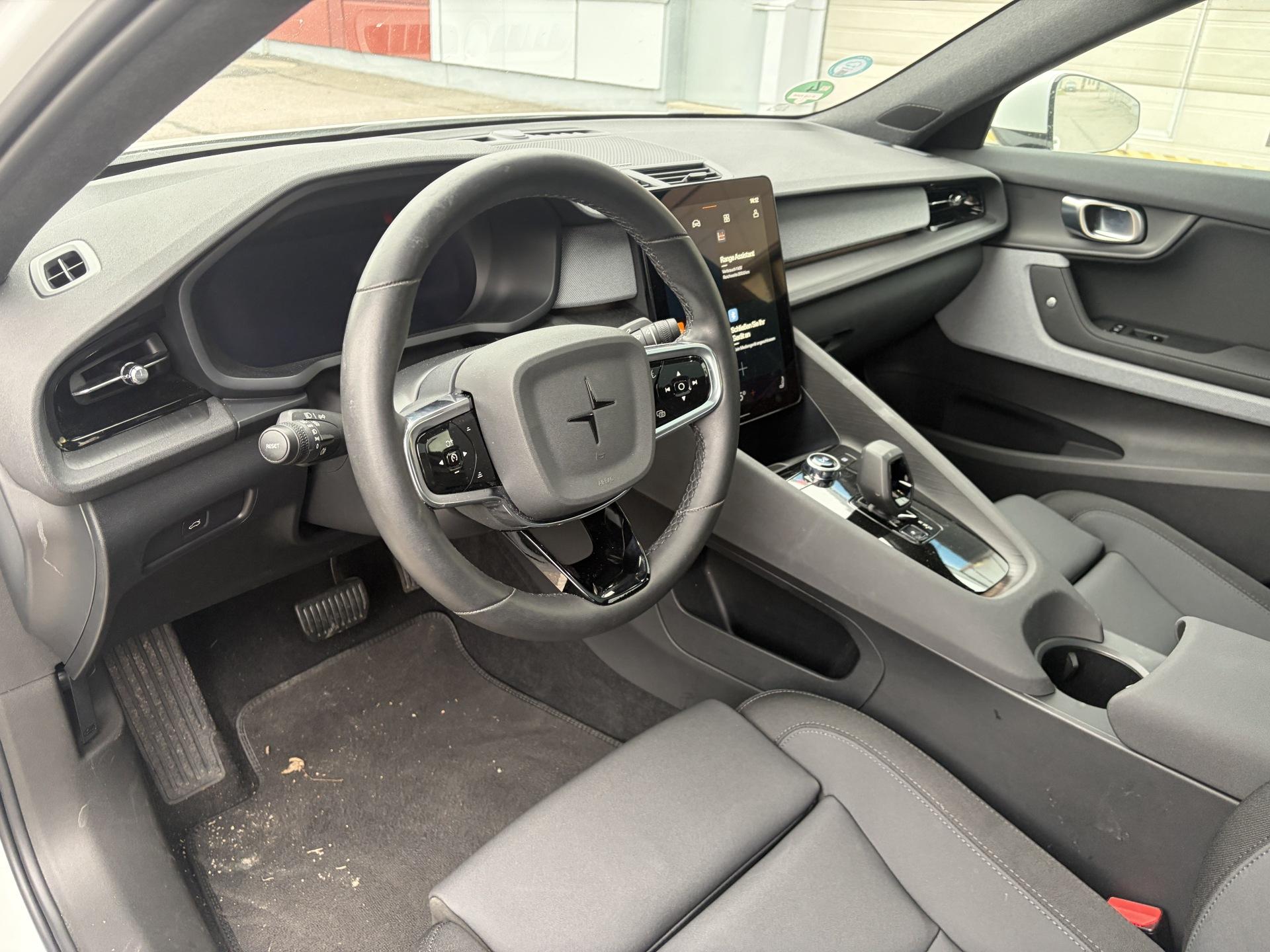 POLESTAR 2 2023