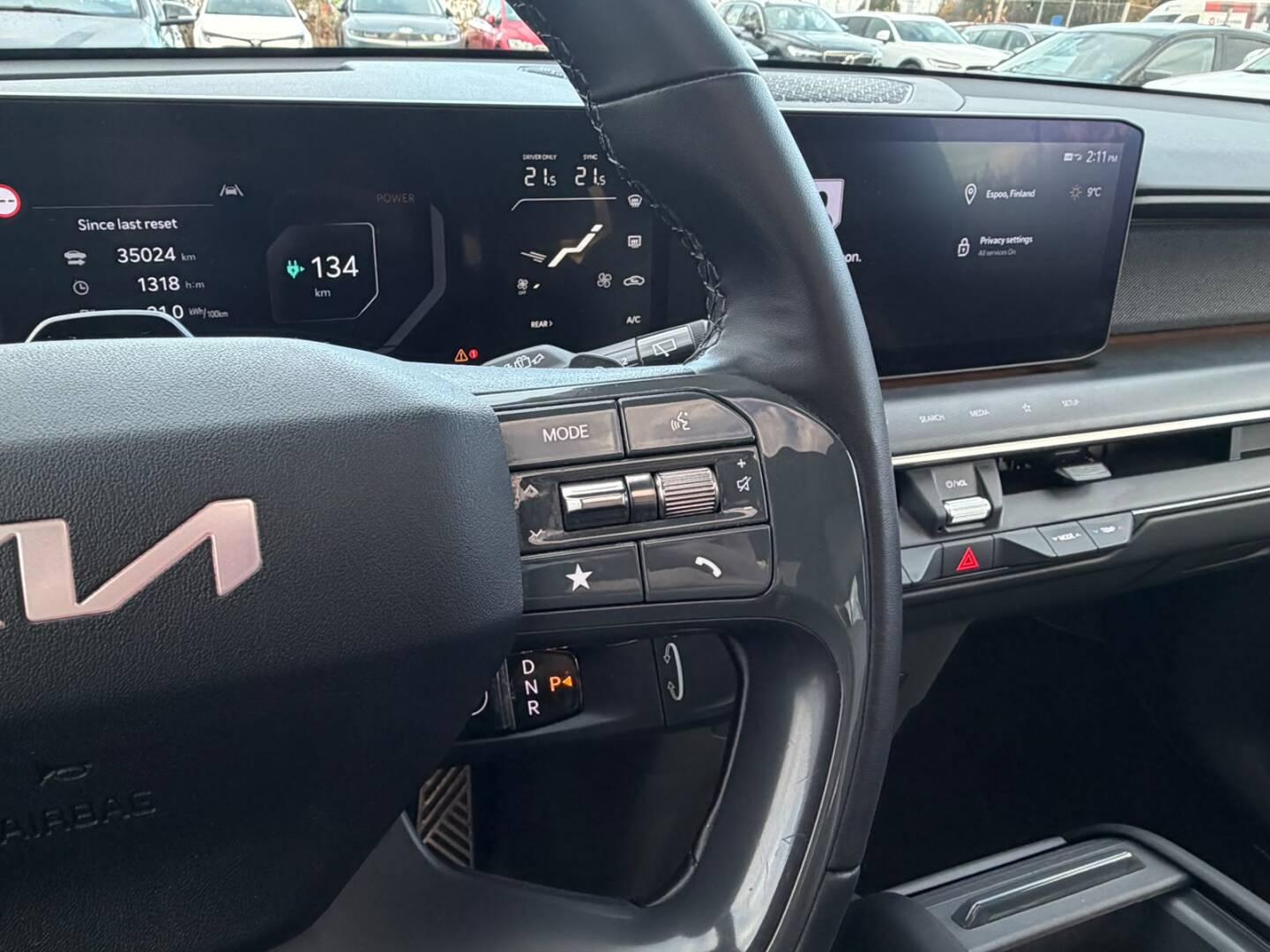 KIA EV9 2025