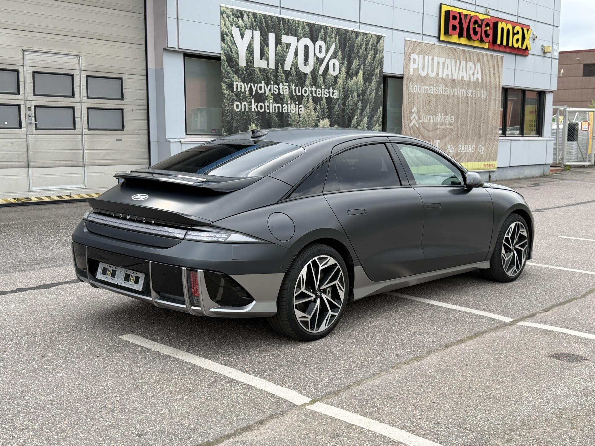 HYUNDAI Ioniq 6 2024