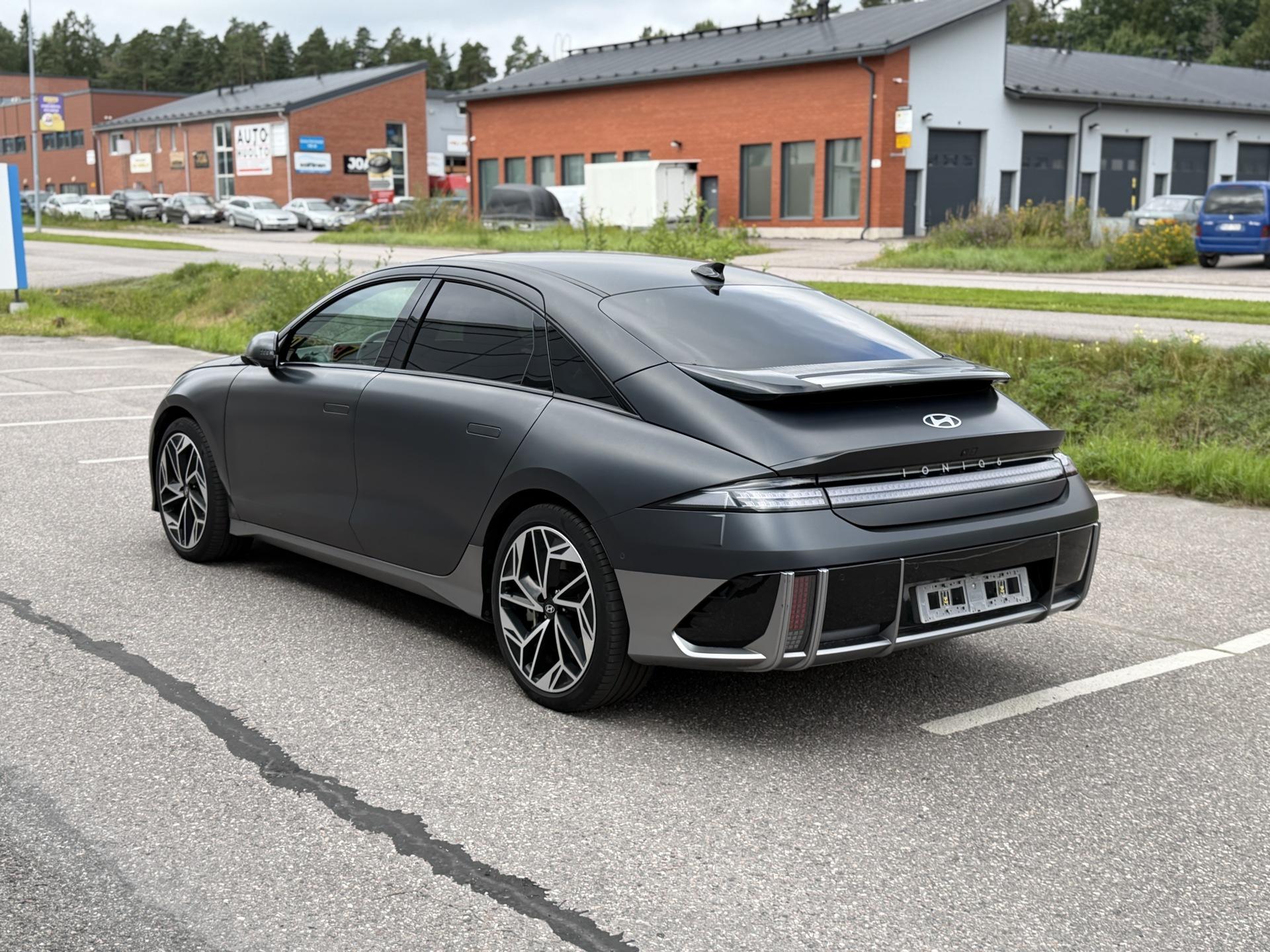 HYUNDAI Ioniq 6 2024