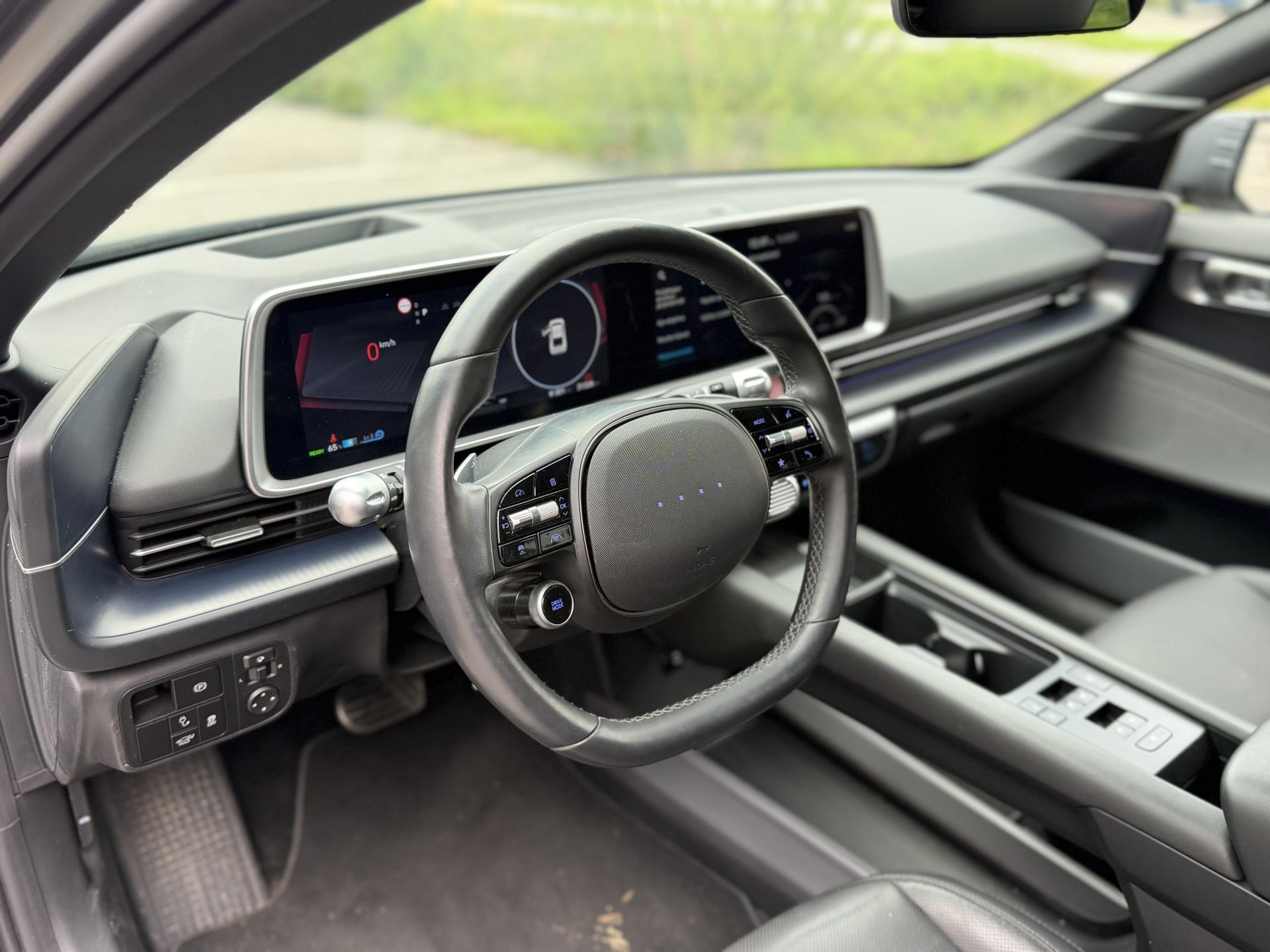 HYUNDAI Ioniq 6 2024