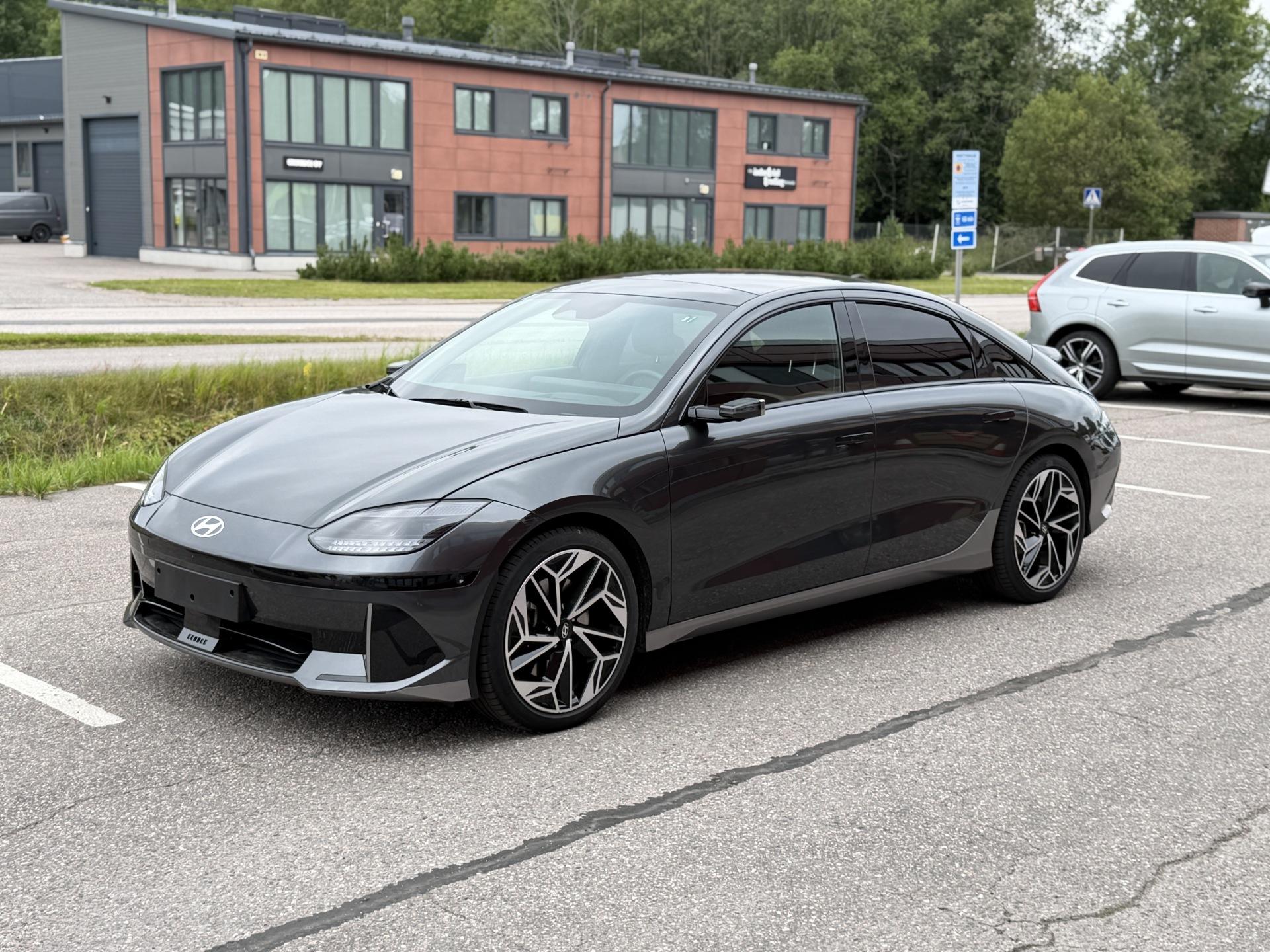 HYUNDAI Ioniq 6 2025