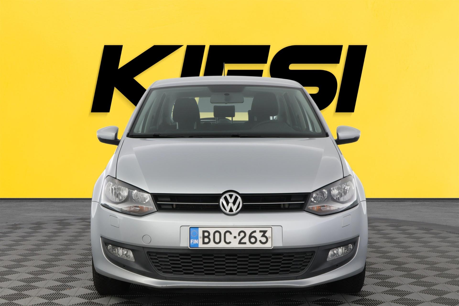 VOLKSWAGEN Polo 2010